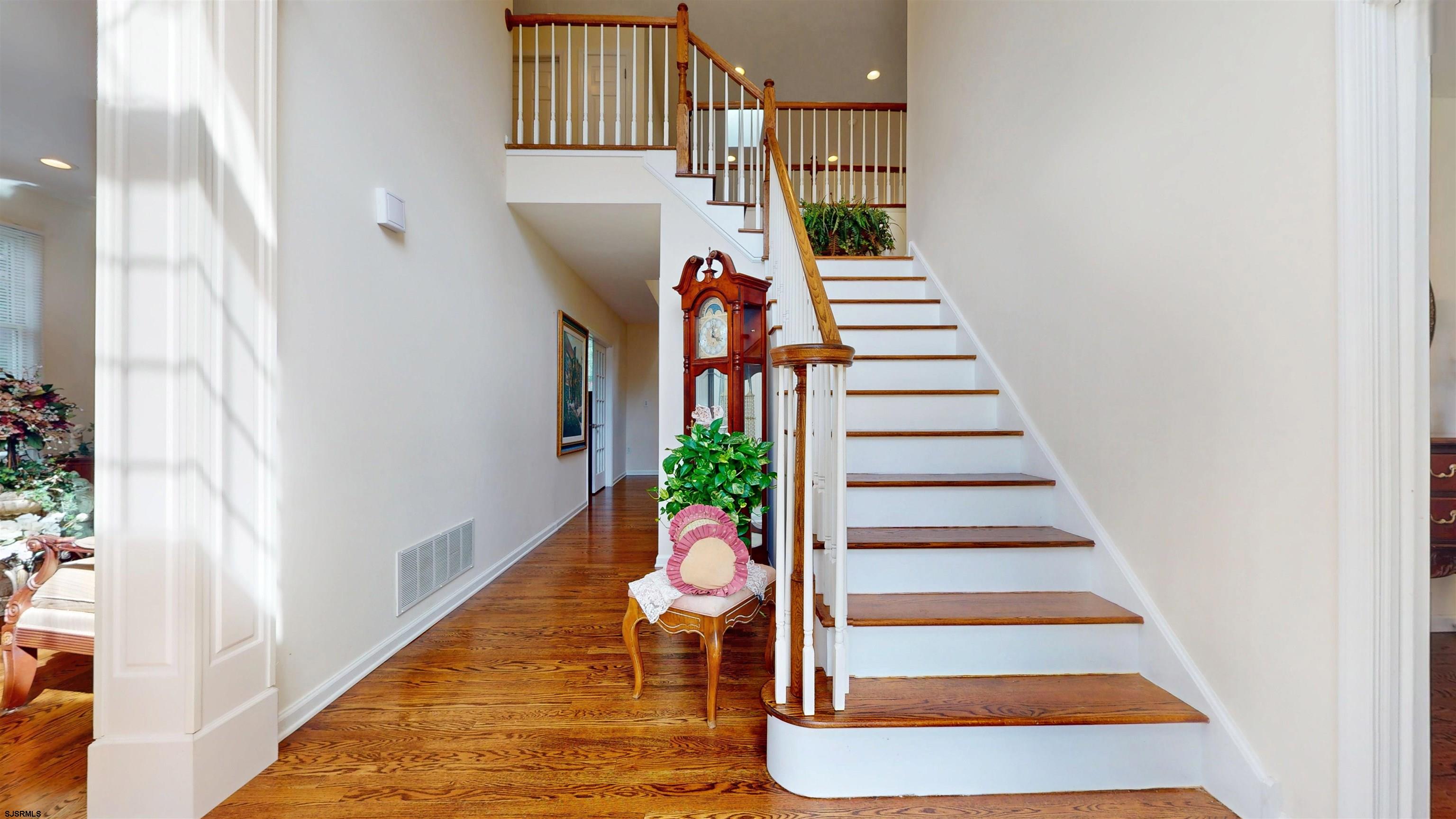 506 S Bella Ct