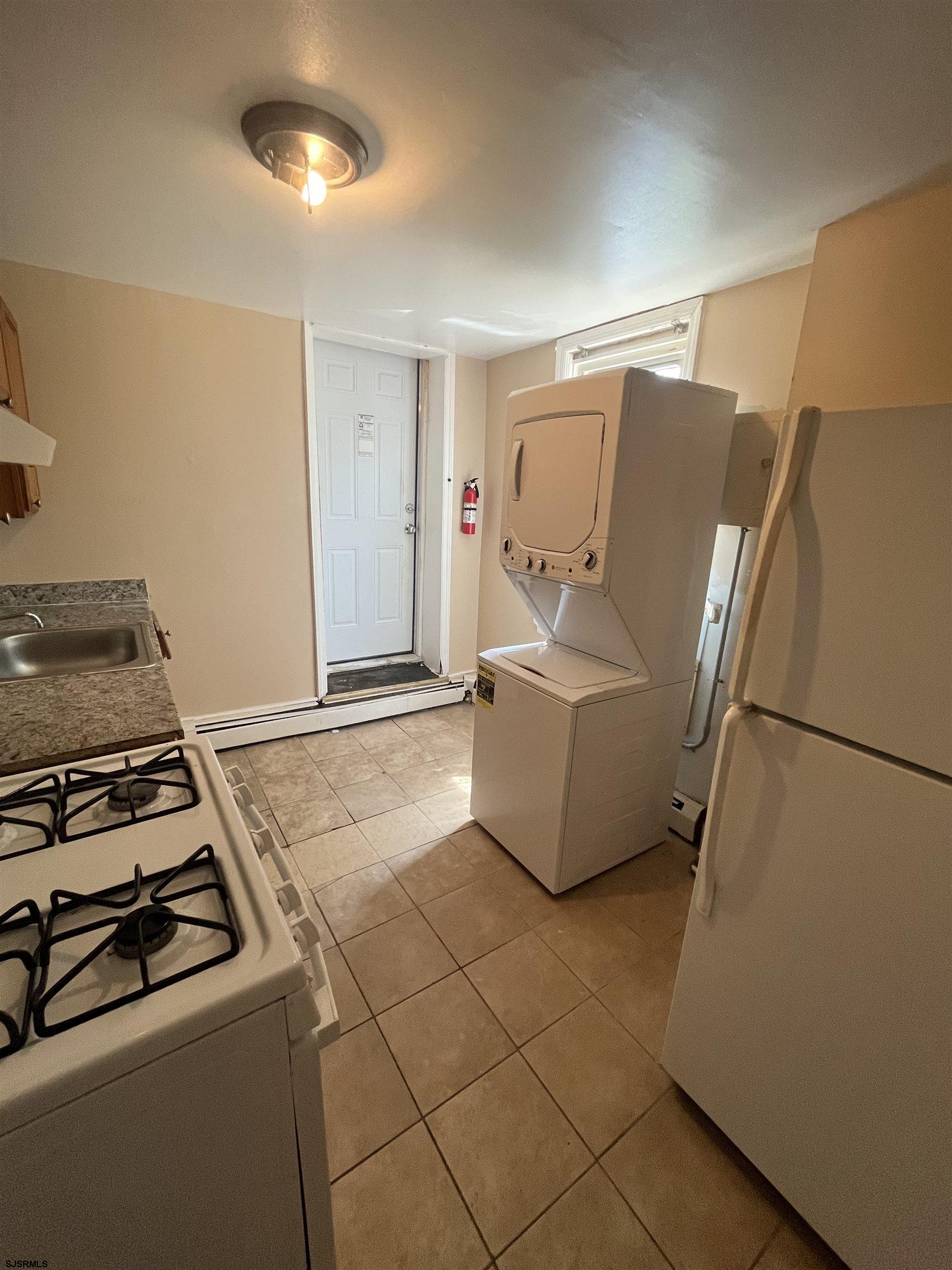 Atlantic City, New Jersey 08401, United States, 2 Bedrooms Bedrooms, ,1 BathroomBathrooms,Residential,Active,169136