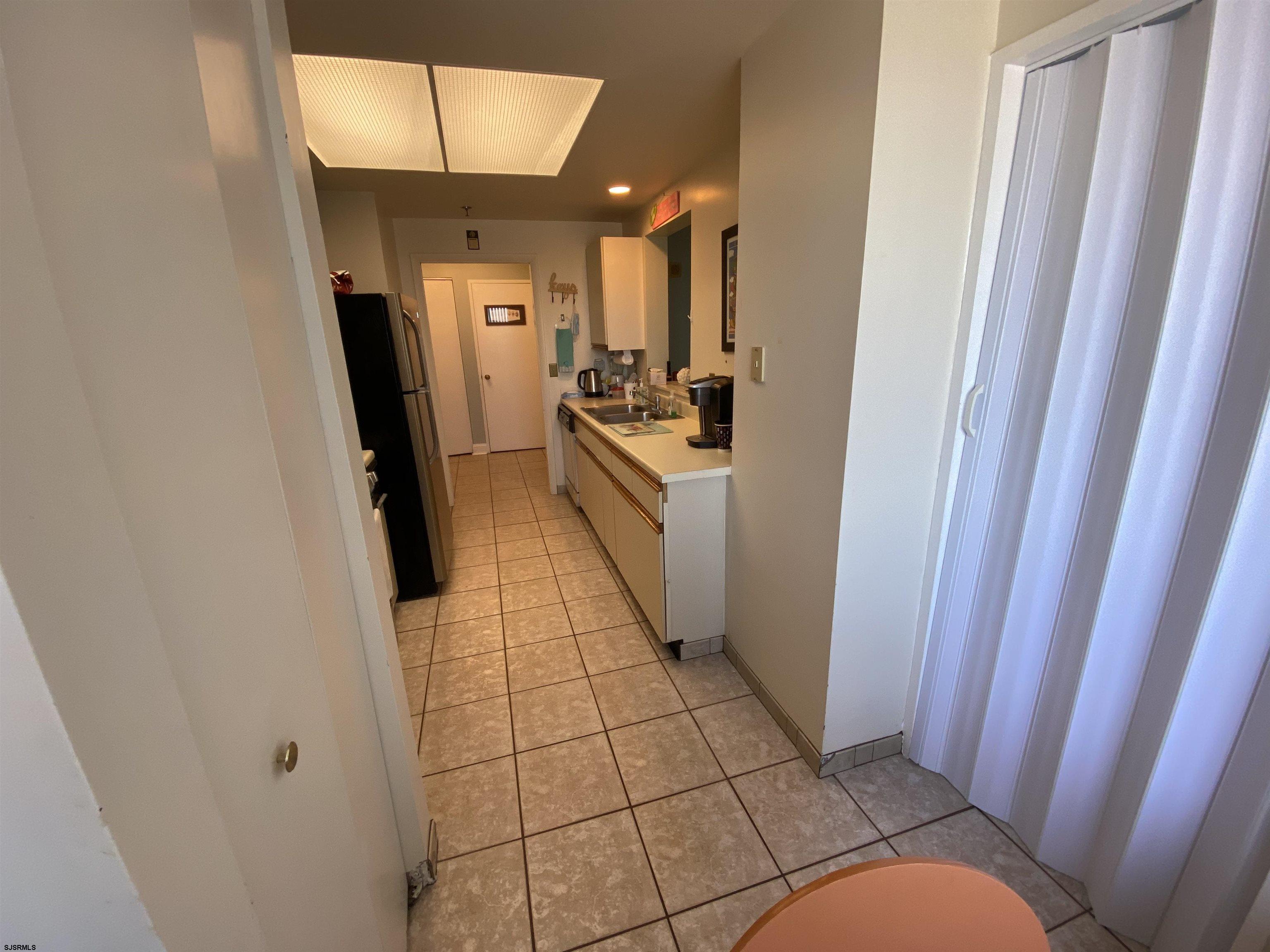Atlantic City, New Jersey 08401, United States, 2 Bedrooms Bedrooms, ,2 BathroomsBathrooms,Residential,Active,130992
