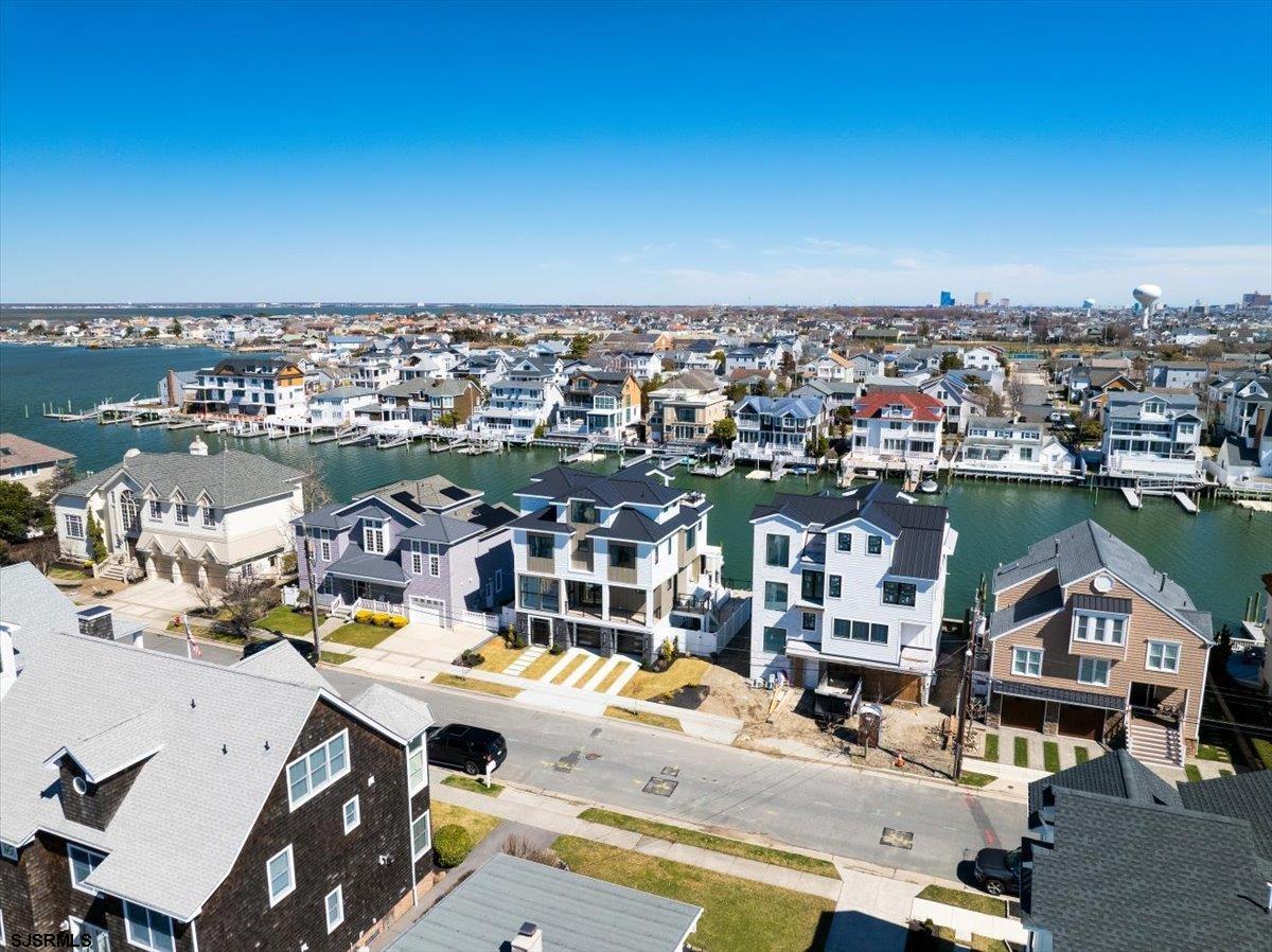 Margate, New Jersey 08402, United States, 5 Bedrooms Bedrooms, ,6 BathroomsBathrooms,Residential,Active,138330