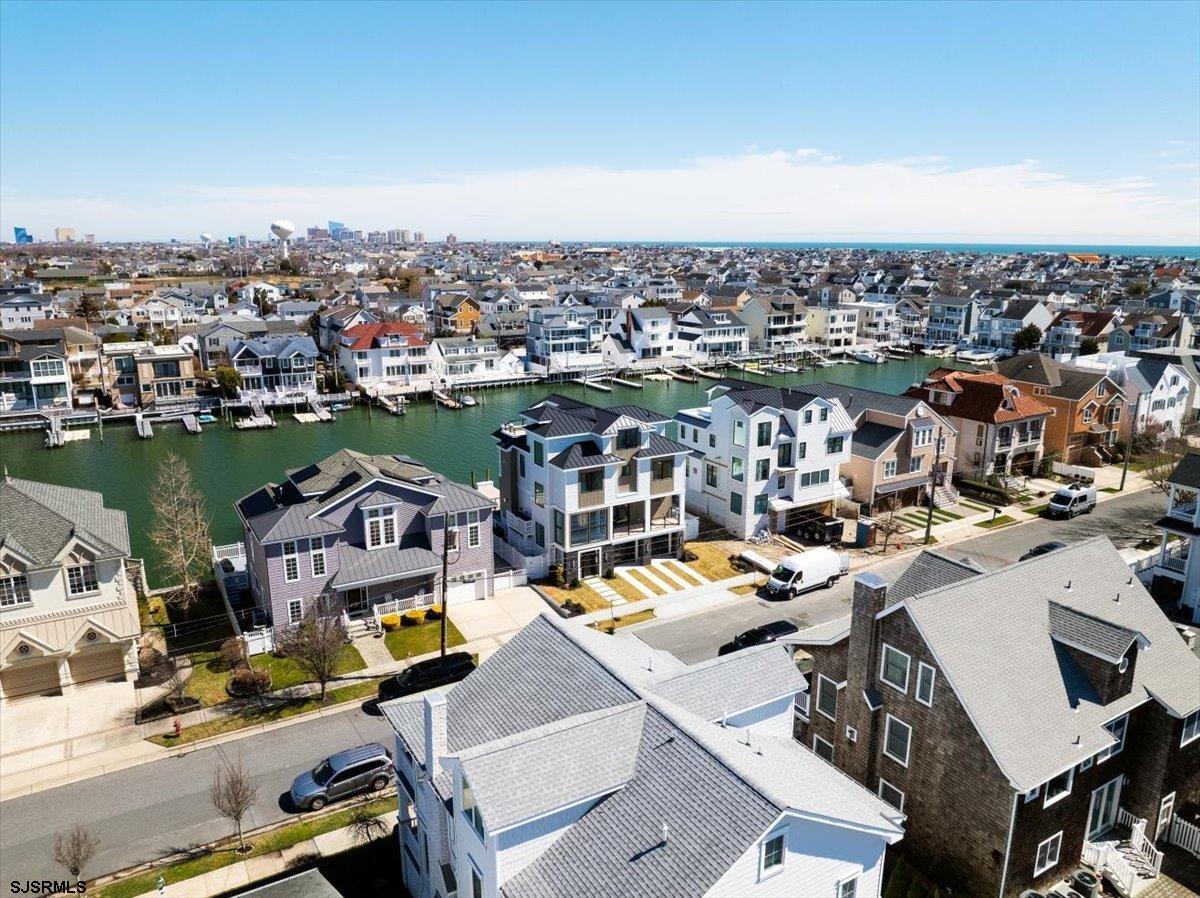 Margate, New Jersey 08402, United States, 5 Bedrooms Bedrooms, ,6 BathroomsBathrooms,Residential,Active,138330