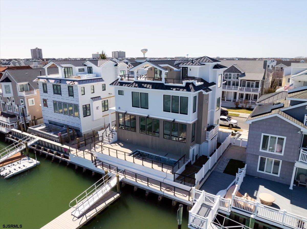 Margate, New Jersey 08402, United States, 5 Bedrooms Bedrooms, ,6 BathroomsBathrooms,Residential,Active,138330