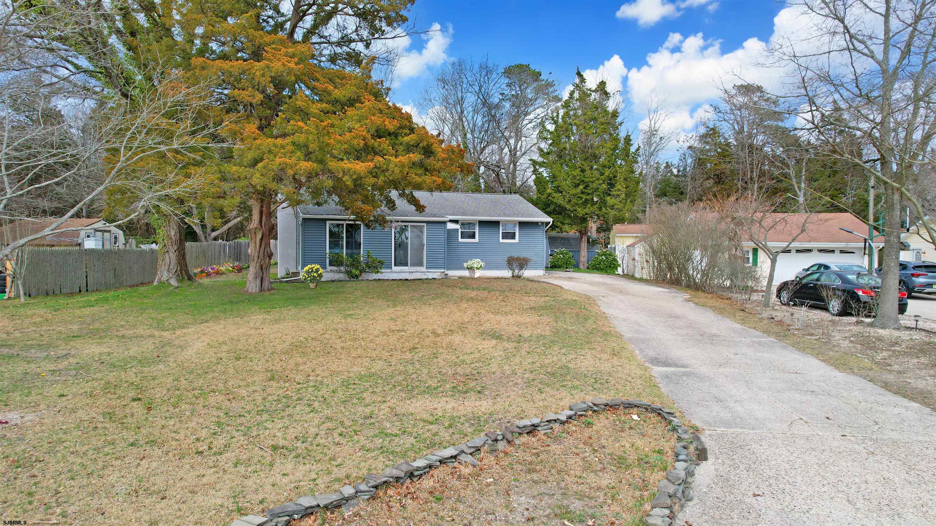 747 Chanese Lane