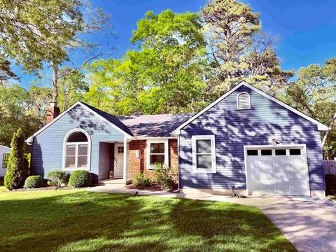 Photo of 535 Holly Dr, Galloway Township, NJ 08205 (MLS # 608179)