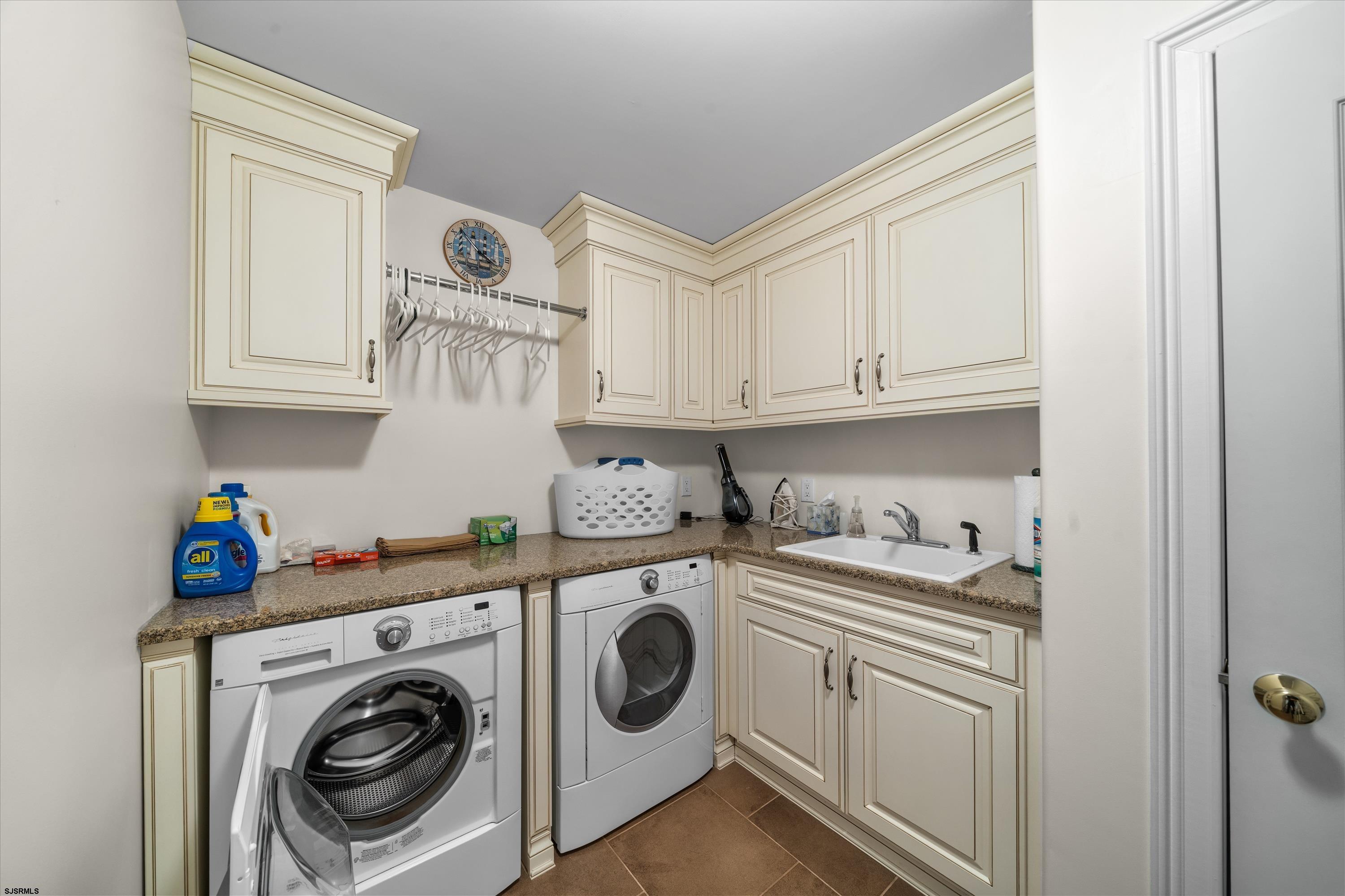 Ocean City, New Jersey 08226, United States, 5 Bedrooms Bedrooms, ,5 BathroomsBathrooms,Residential,Pending,228522