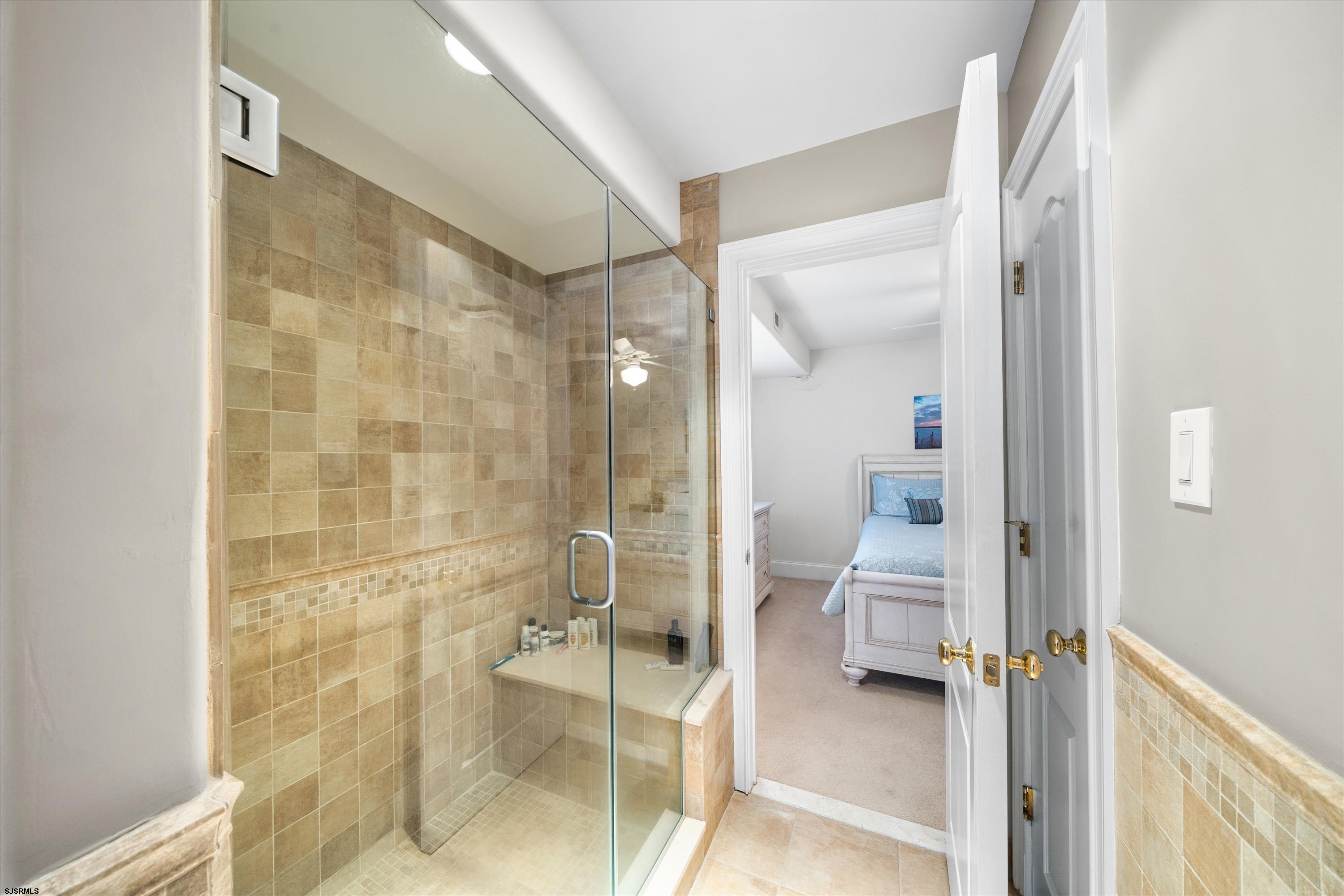 Ocean City, New Jersey 08226, United States, 5 Bedrooms Bedrooms, ,5 BathroomsBathrooms,Residential,Pending,228522