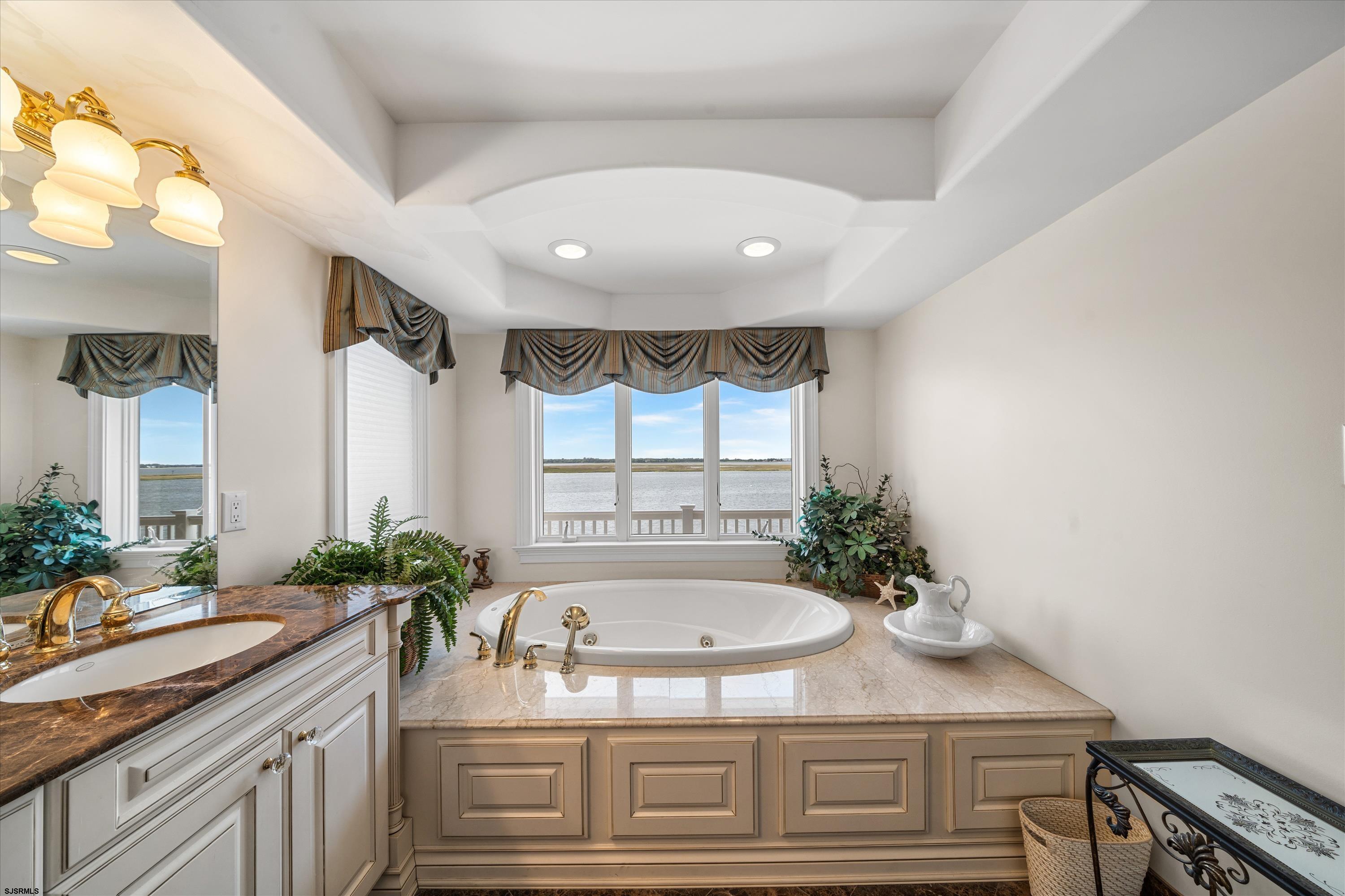 Ocean City, New Jersey 08226, United States, 5 Bedrooms Bedrooms, ,5 BathroomsBathrooms,Residential,Pending,228522