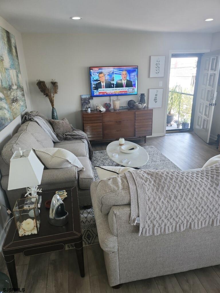 Margate, New Jersey 08402, United States, 2 Bedrooms Bedrooms, ,2 BathroomsBathrooms,Residential,Active,218345