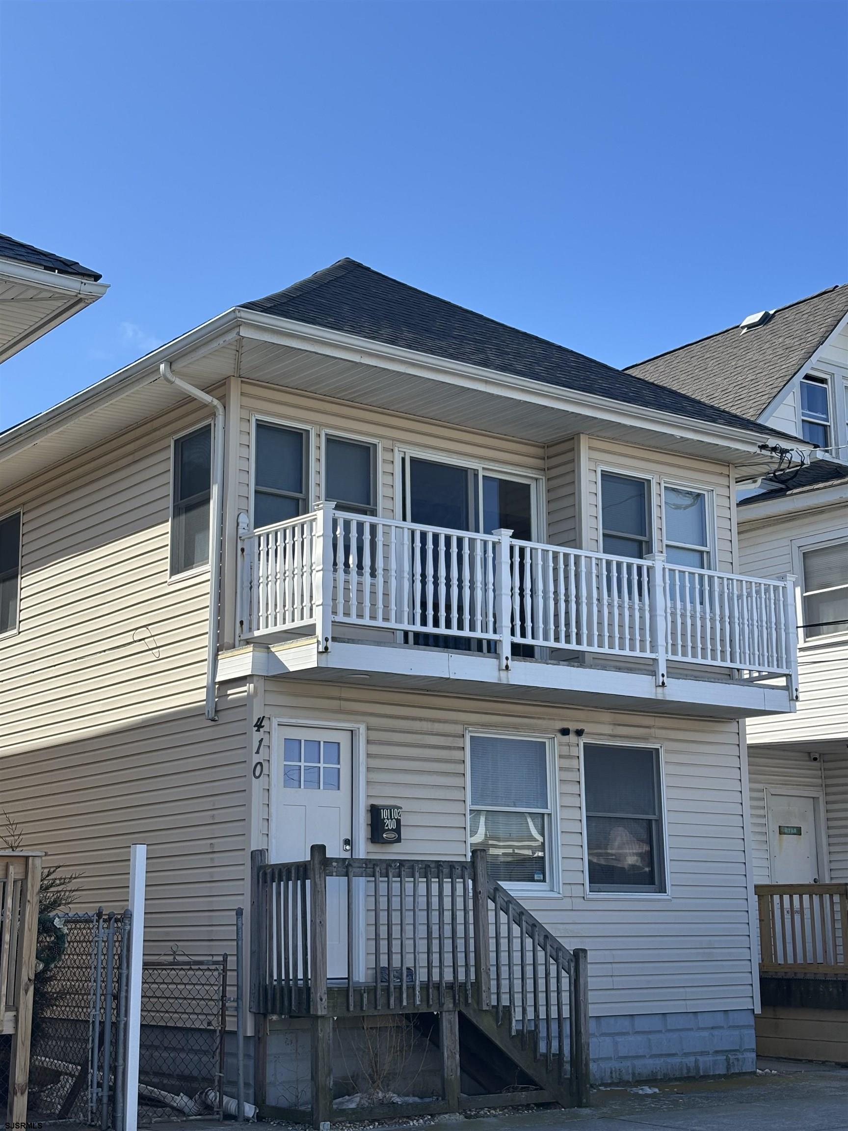Photo 1 of 10 — 410 E Magnolia 100, Wildwood, NJ 08260