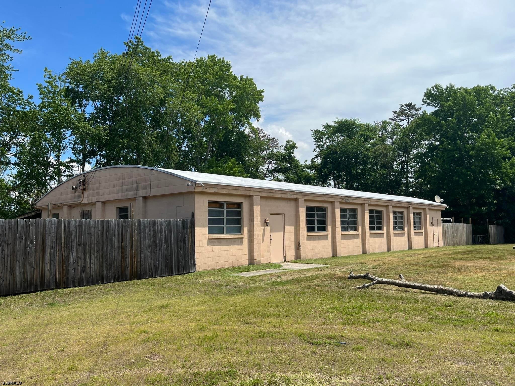 1003 Tuckahoe