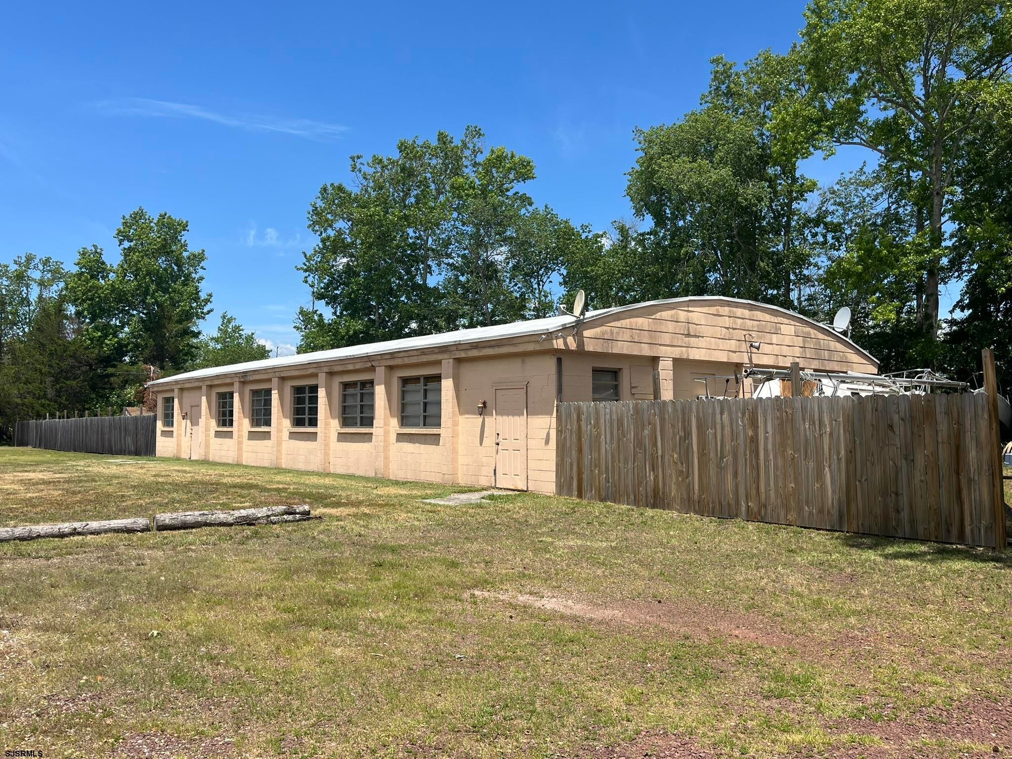 1003 Tuckahoe