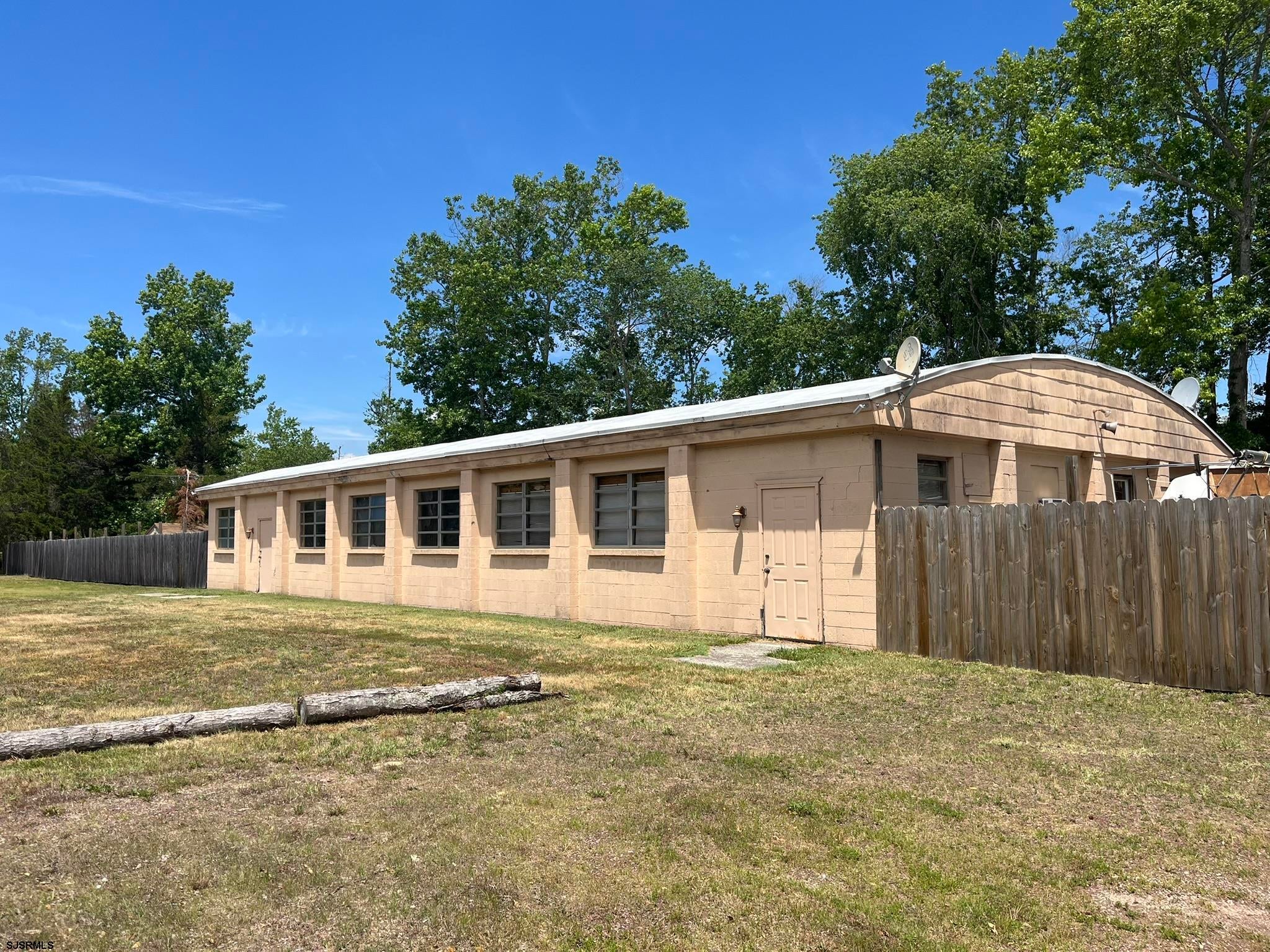 1003 Tuckahoe