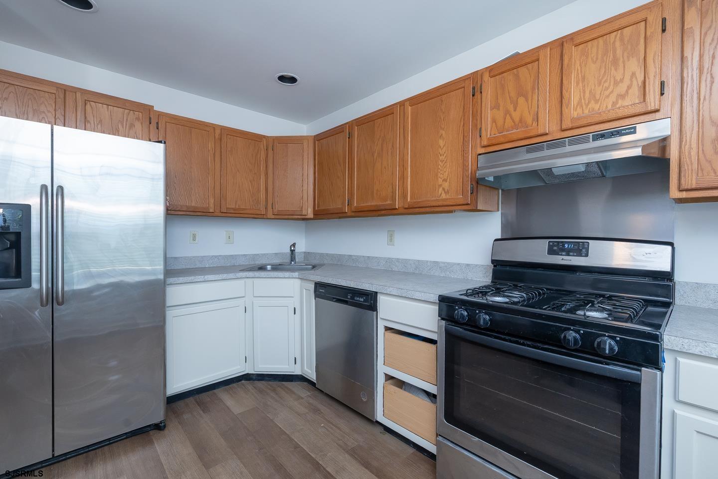 Mays Landing, New Jersey 08330, United States, 2 Bedrooms Bedrooms, ,2 BathroomsBathrooms,Residential,Active,204520