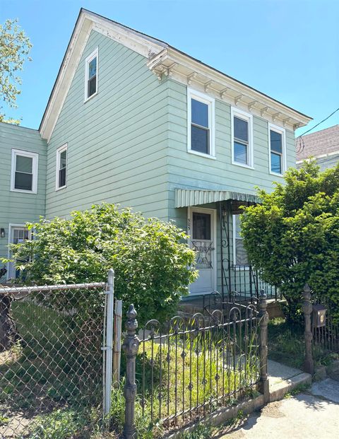 Homes For Sale - 505 S 2nd St<br/> Millville, NJ 08332
