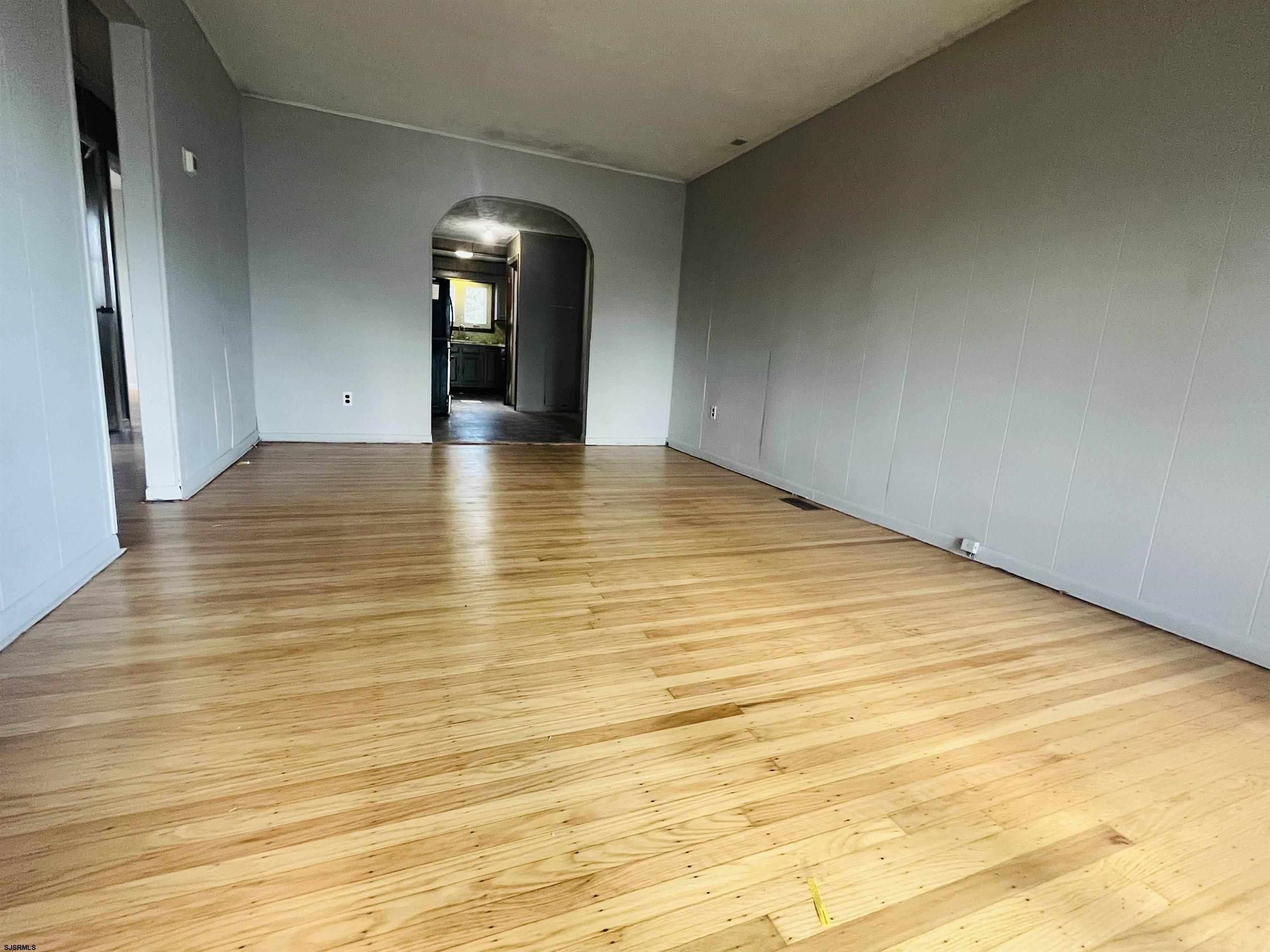 Atlantic City, New Jersey 08401, United States, 3 Bedrooms Bedrooms, ,1 BathroomBathrooms,Residential,Active,216687