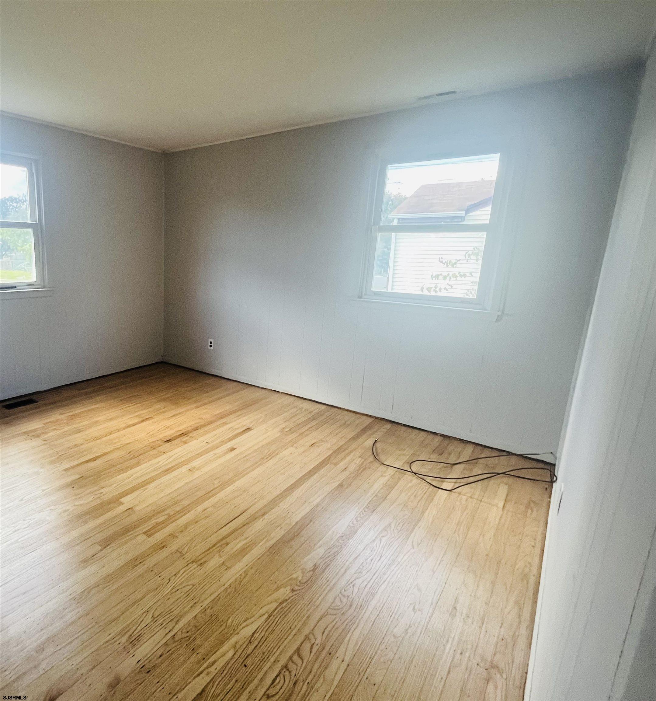 Atlantic City, New Jersey 08401, United States, 3 Bedrooms Bedrooms, ,1 BathroomBathrooms,Residential,Active,216687