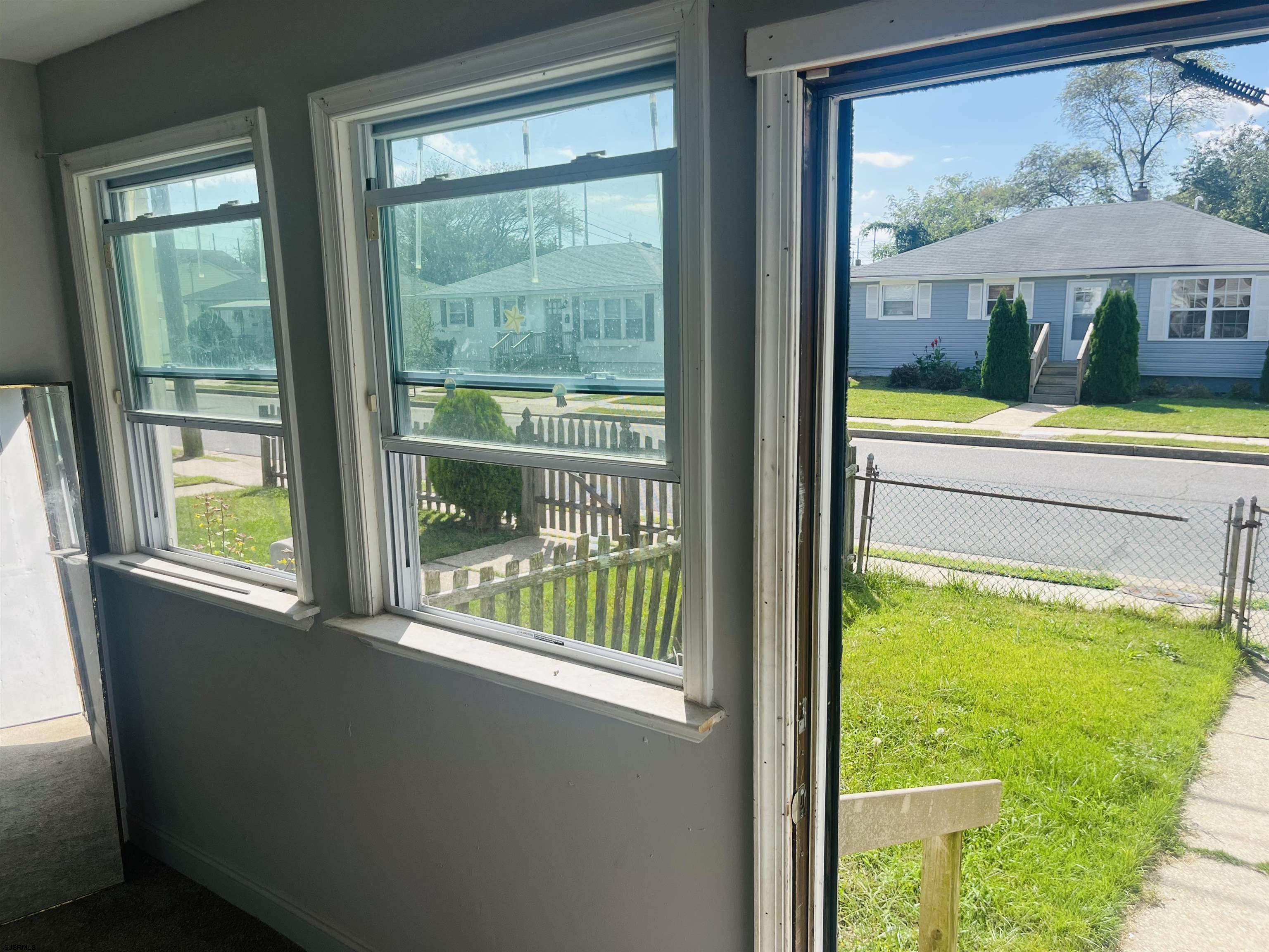 Atlantic City, New Jersey 08401, United States, 3 Bedrooms Bedrooms, ,1 BathroomBathrooms,Residential,Active,216687