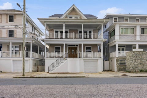 Apartment For Rent - 123 S Berkley Square<br/> Atlantic City, NJ 80401