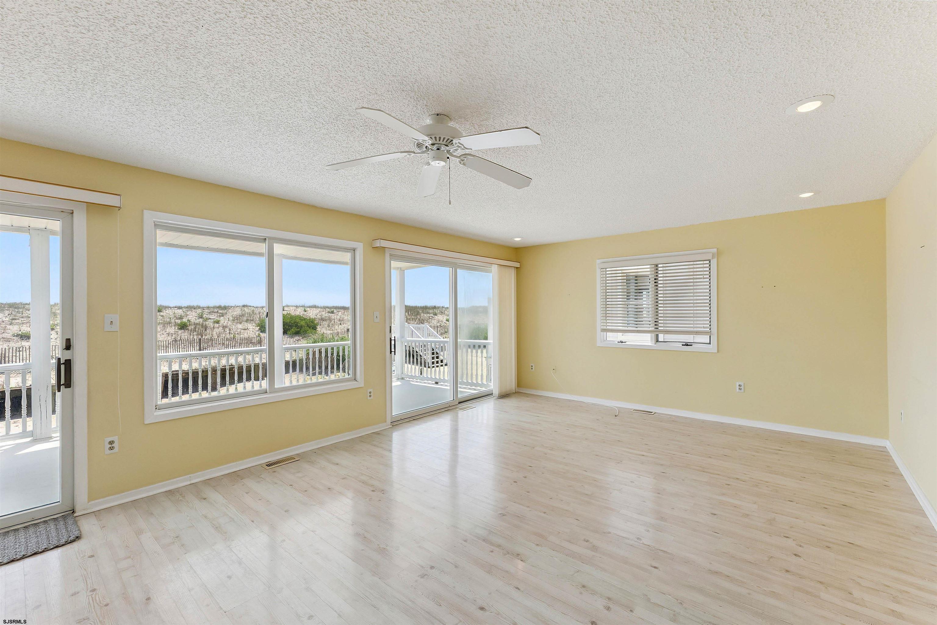 Ocean City, New Jersey 08226, United States, 8 Bedrooms Bedrooms, ,4 BathroomsBathrooms,Residential,Active,164239