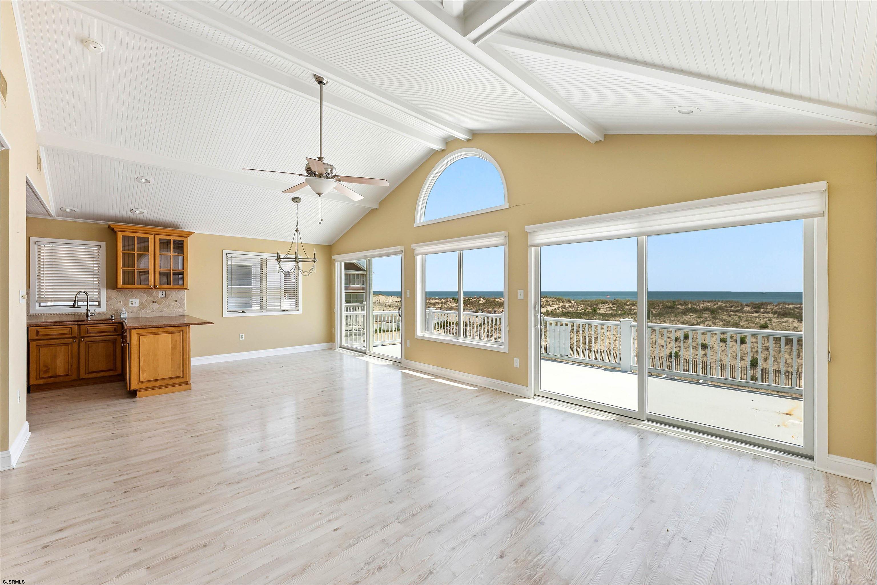 Ocean City, New Jersey 08226, United States, 8 Bedrooms Bedrooms, ,4 BathroomsBathrooms,Residential,Active,164239