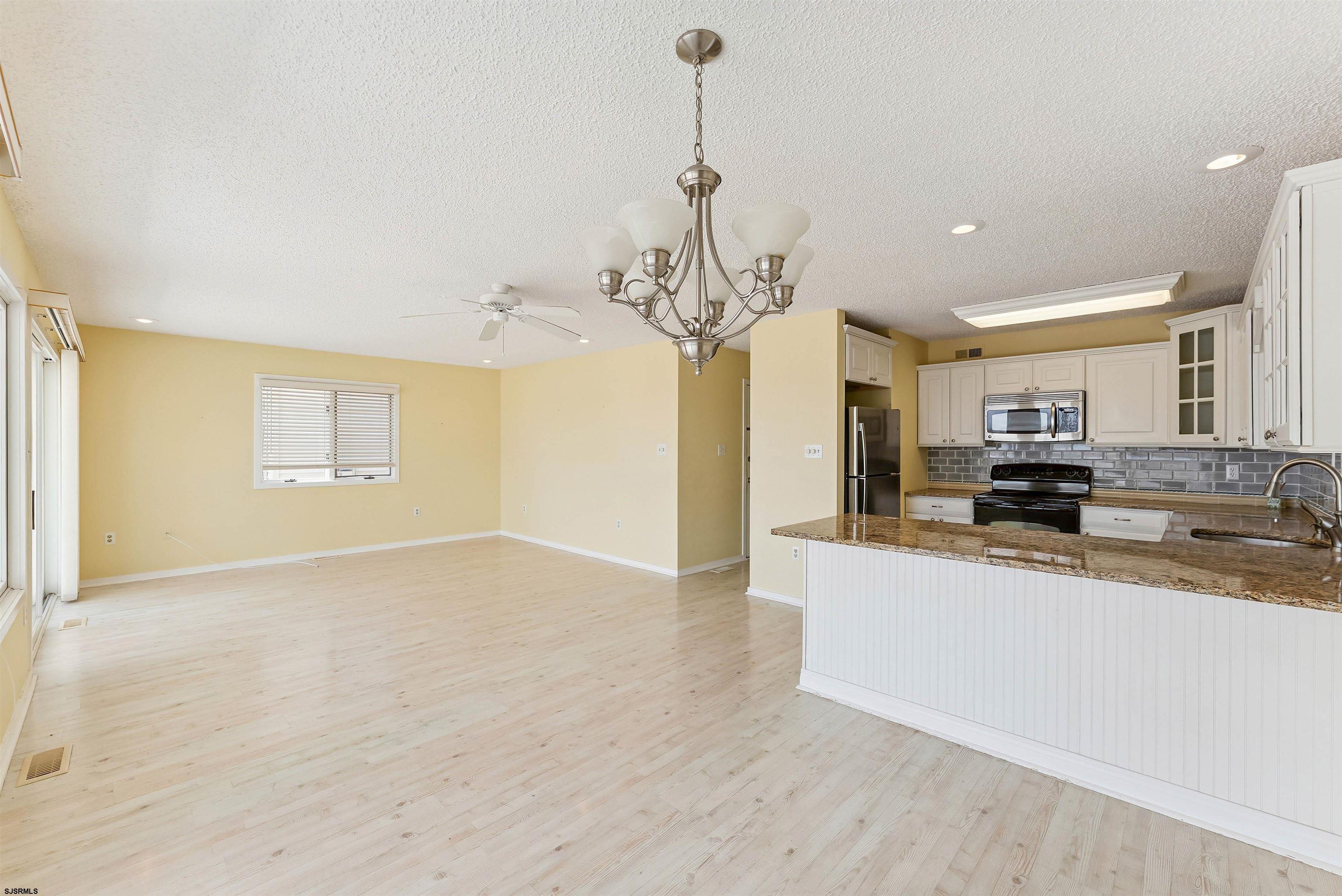 Ocean City, New Jersey 08226, United States, 8 Bedrooms Bedrooms, ,4 BathroomsBathrooms,Residential,Active,164239