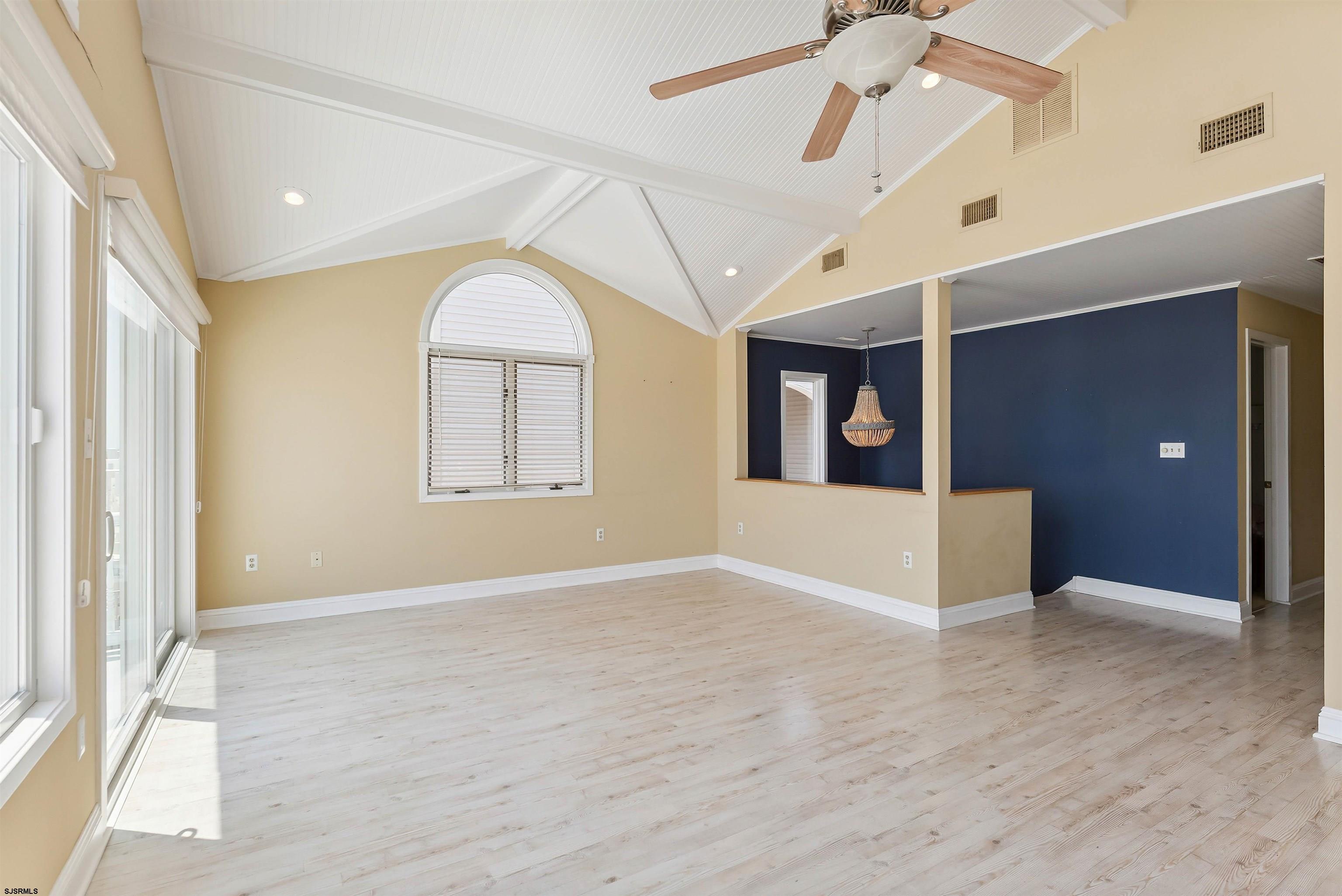 Ocean City, New Jersey 08226, United States, 8 Bedrooms Bedrooms, ,4 BathroomsBathrooms,Residential,Active,164239