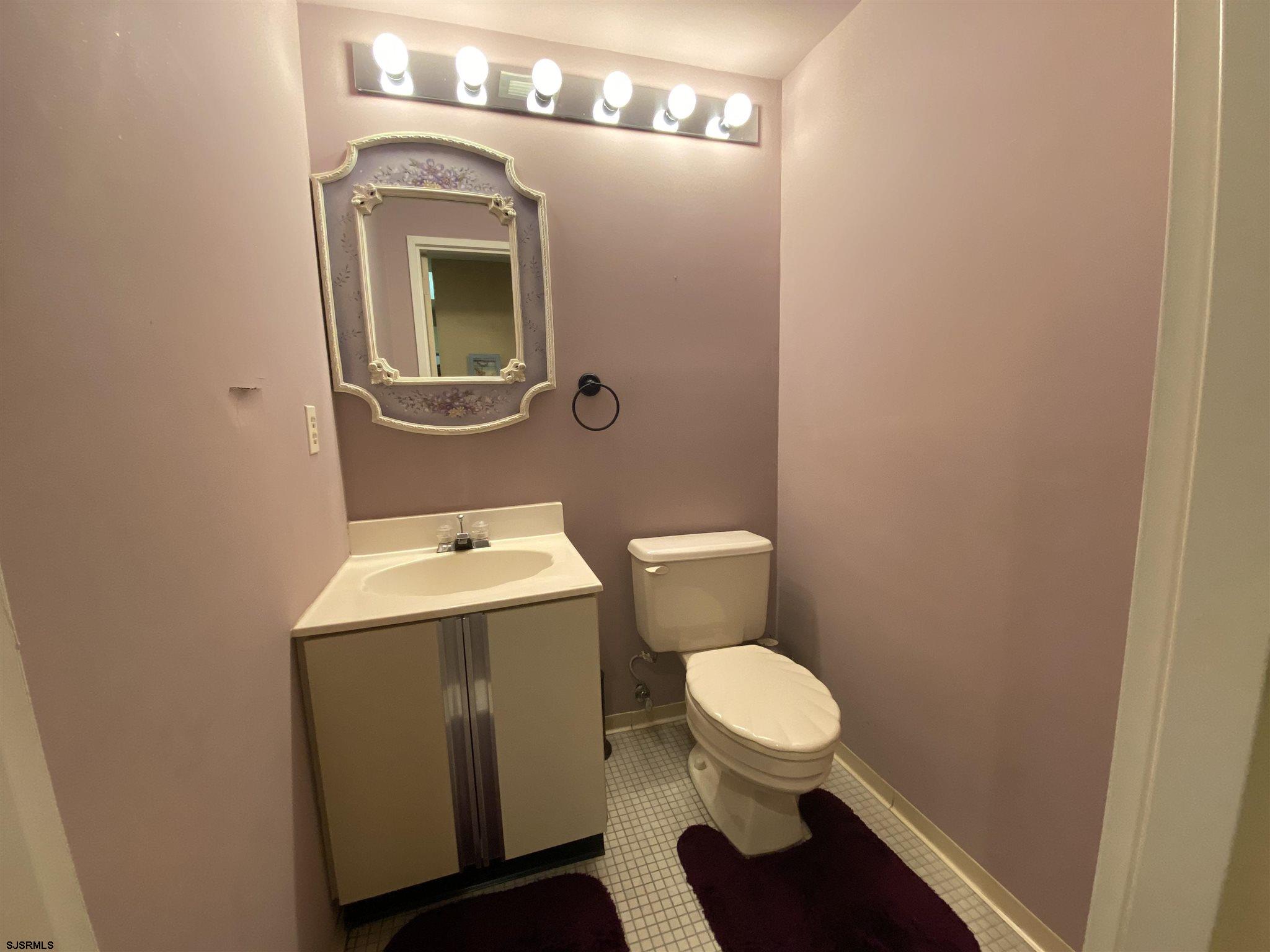 Atlantic City, New Jersey 08401, United States, 1 Bedroom Bedrooms, ,2 BathroomsBathrooms,Residential,Active,197360