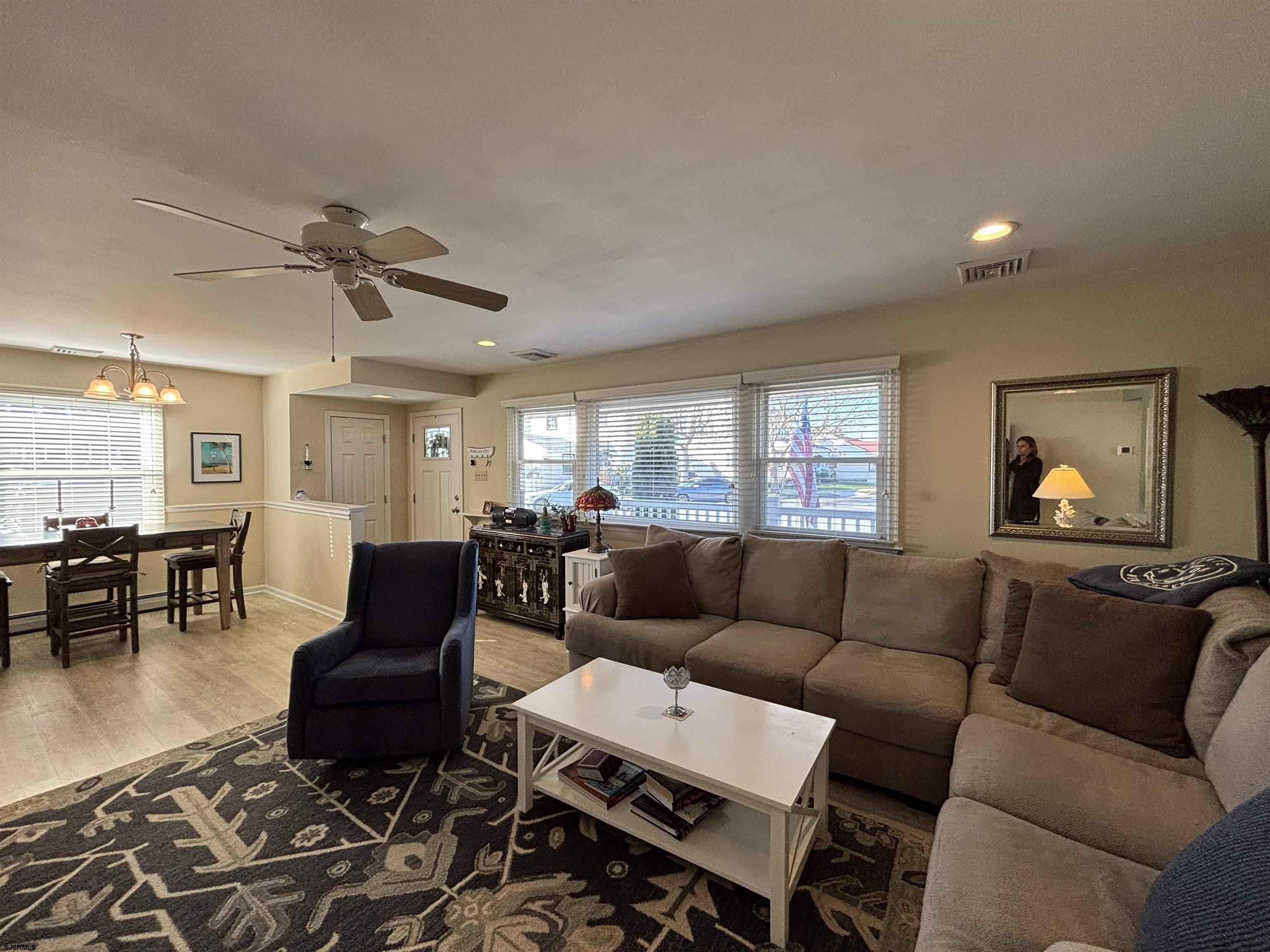 Margate, New Jersey 08402, United States, 3 Bedrooms Bedrooms, ,2 BathroomsBathrooms,Residential,Active,28910