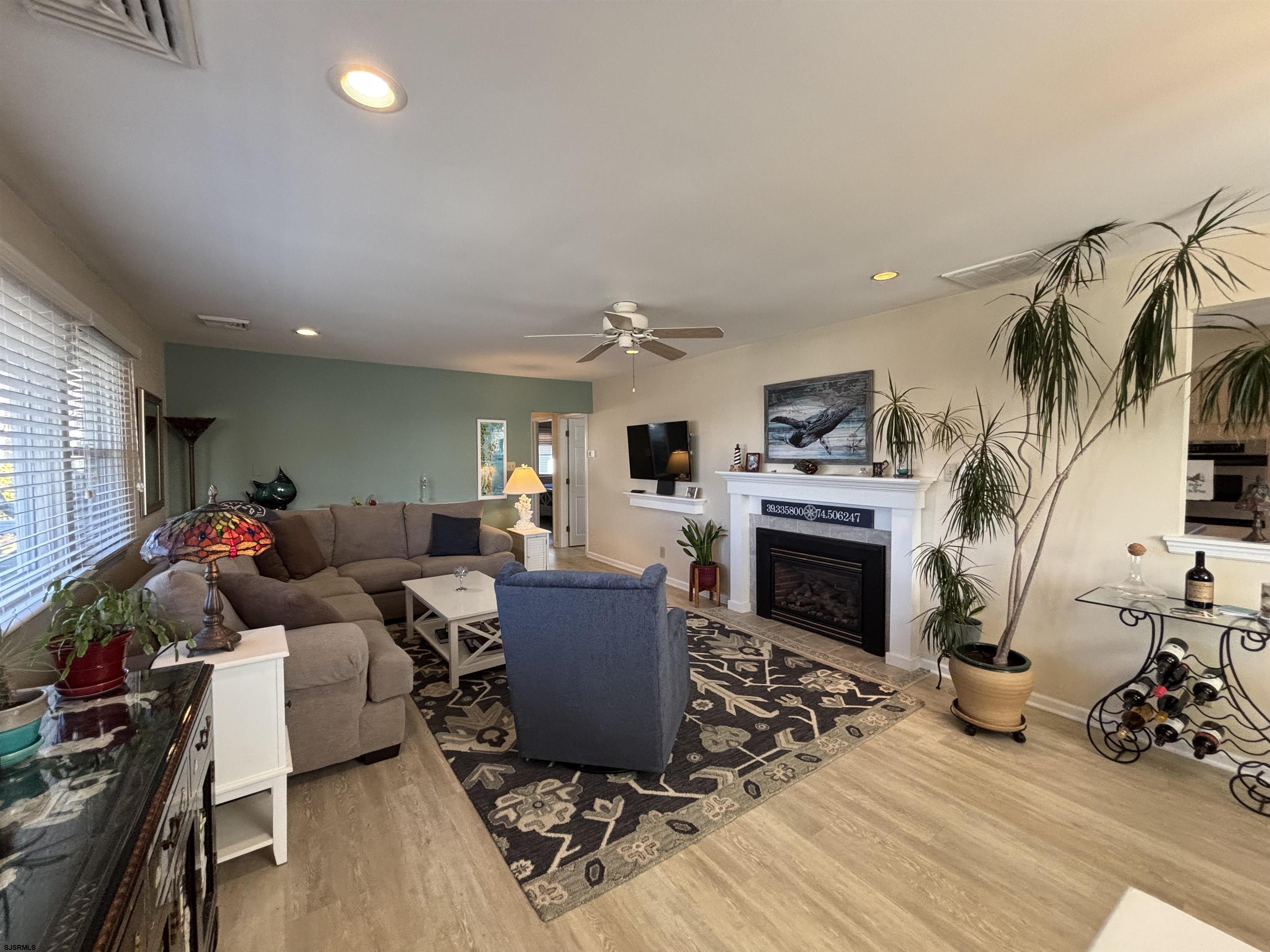 Margate, New Jersey 08402, United States, 3 Bedrooms Bedrooms, ,2 BathroomsBathrooms,Residential,Active,28910