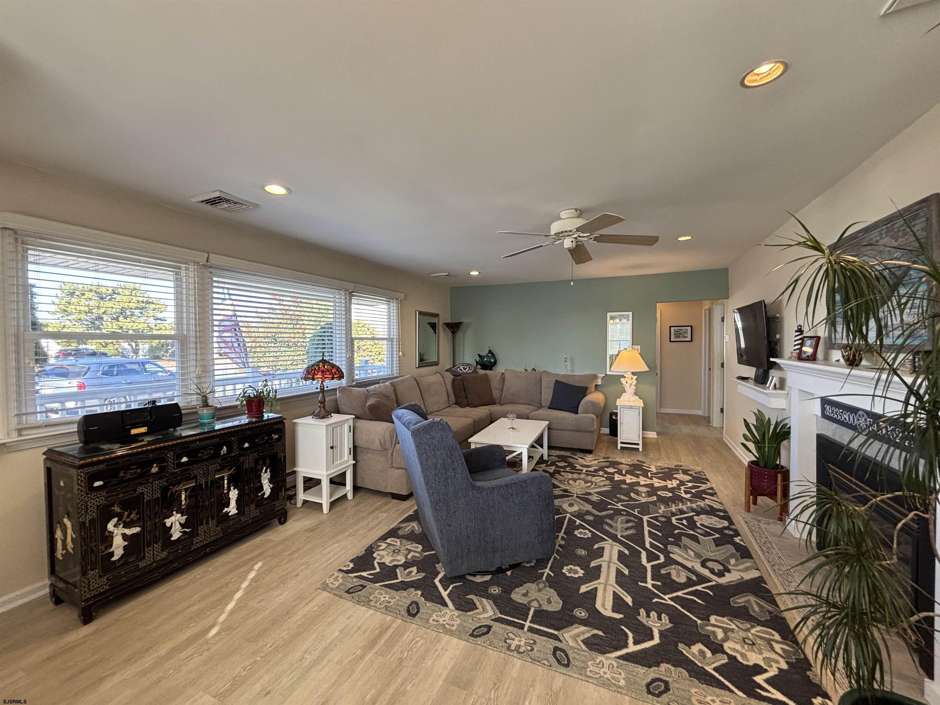 Margate, New Jersey 08402, United States, 3 Bedrooms Bedrooms, ,2 BathroomsBathrooms,Residential,Active,28910