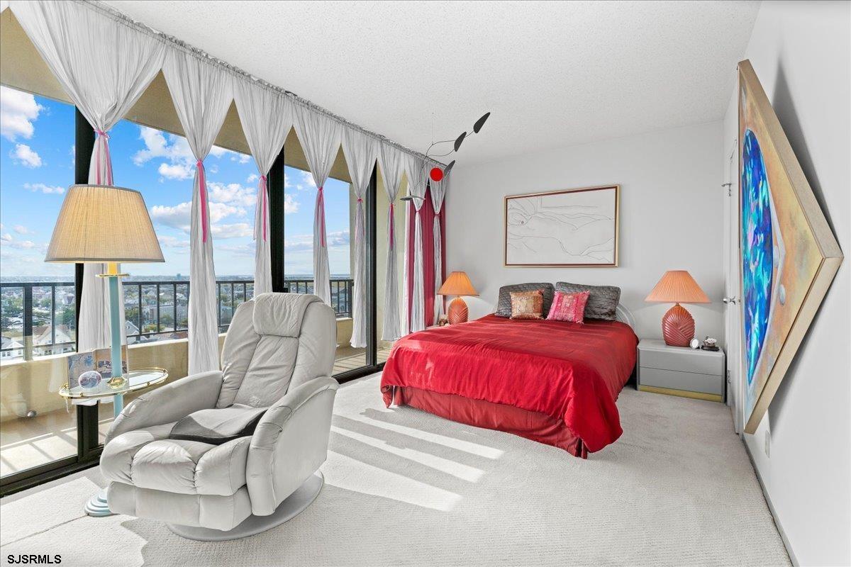 Atlantic City, New Jersey 08401, United States, 2 Bedrooms Bedrooms, ,2 BathroomsBathrooms,Residential,Pending,43599