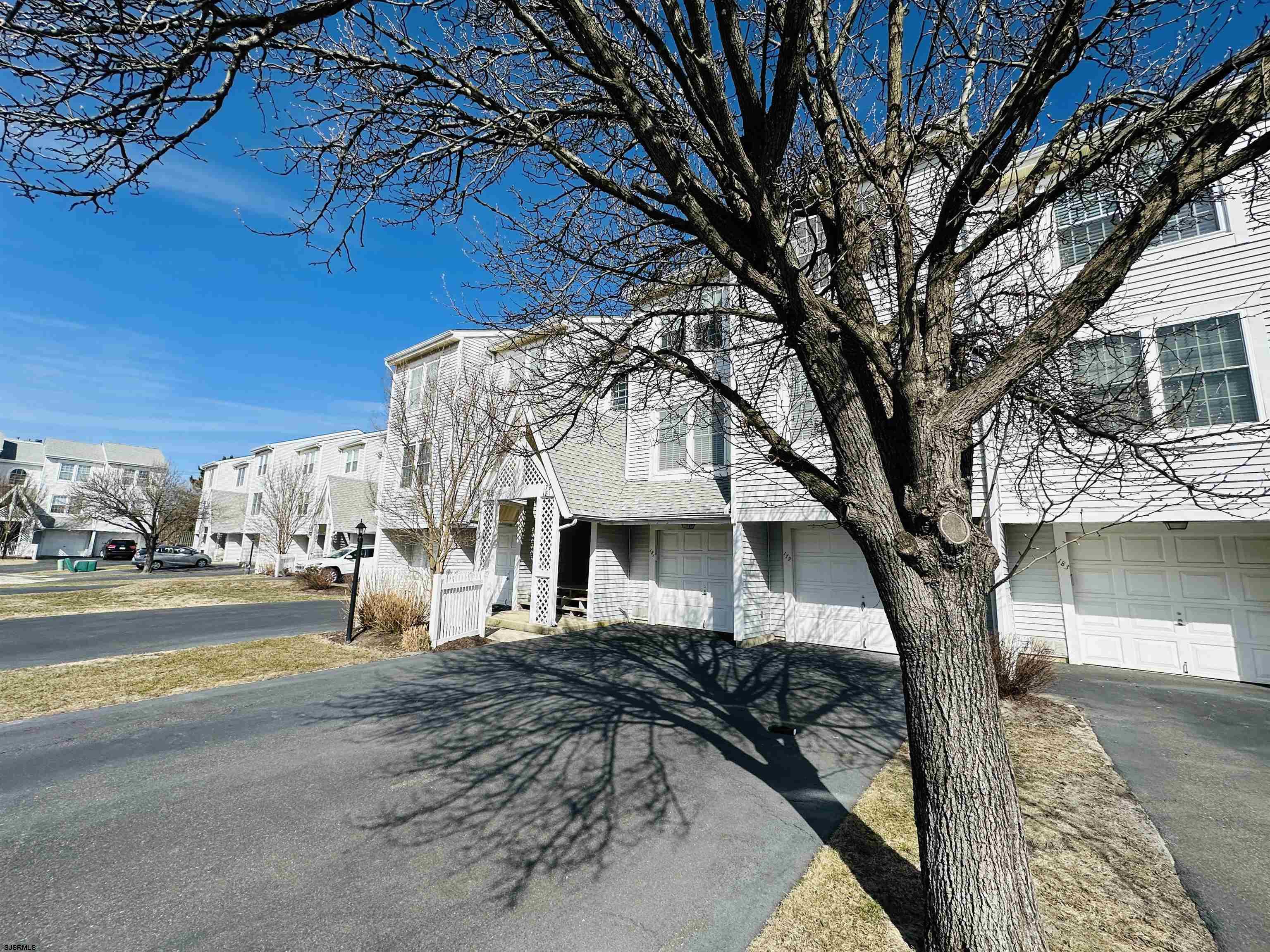 Brigantine, New Jersey 08203, United States, 2 Bedrooms Bedrooms, ,1 BathroomBathrooms,Residential,Active,77395