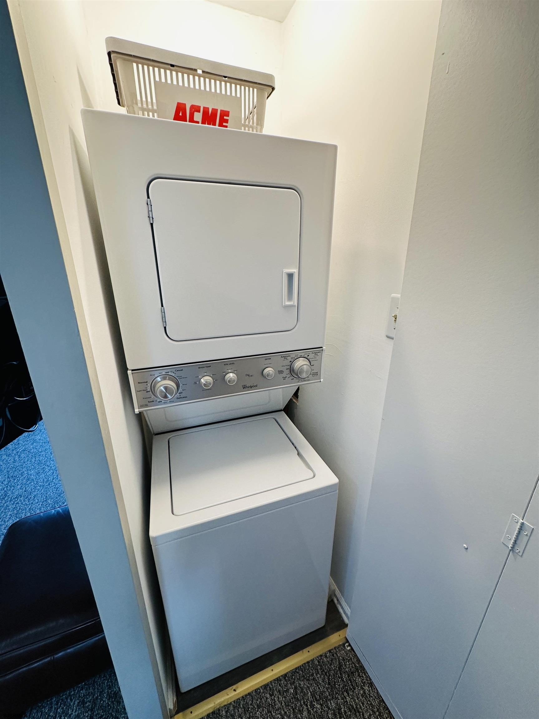 Brigantine, New Jersey 08203, United States, 2 Bedrooms Bedrooms, ,1 BathroomBathrooms,Residential,Active,77395