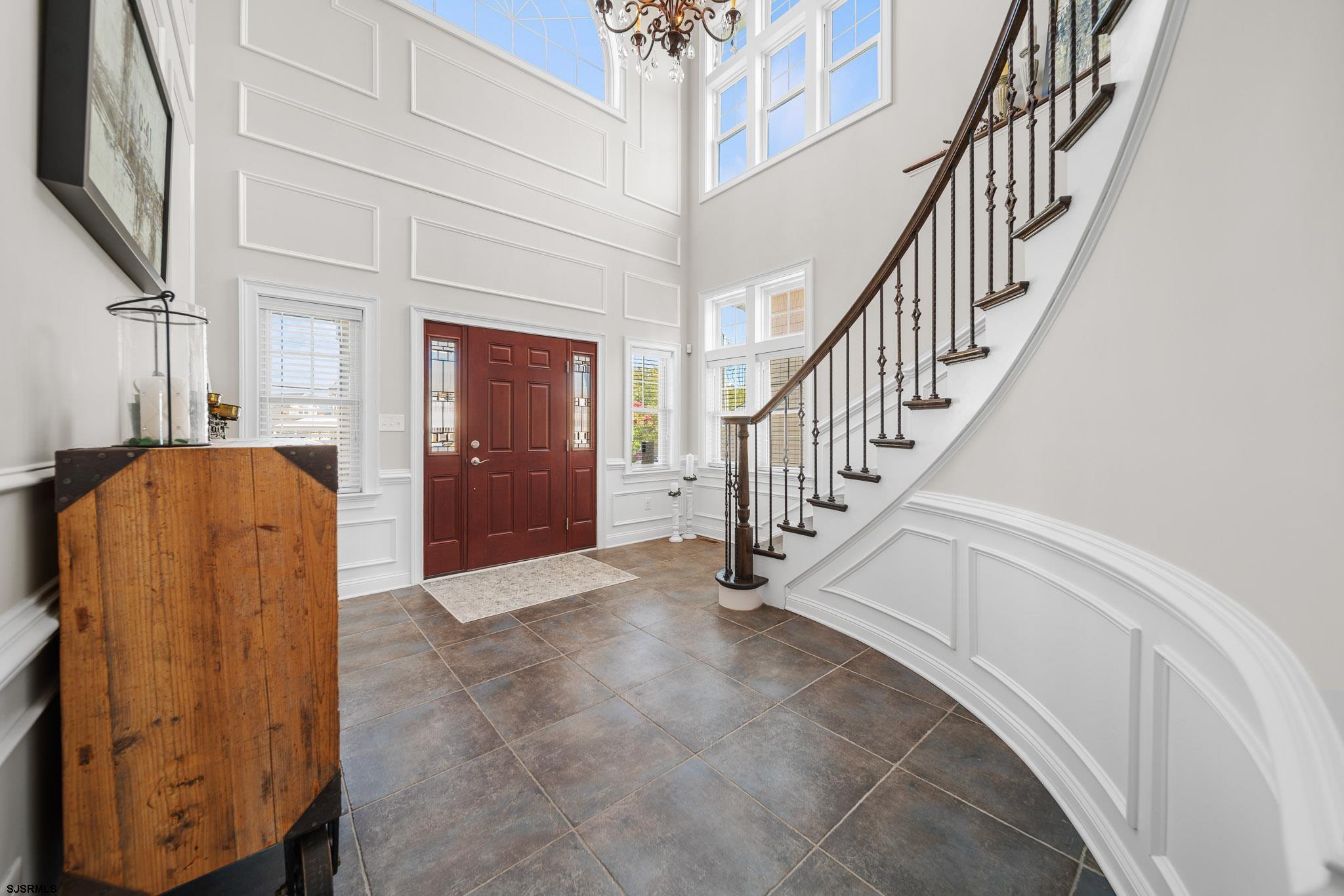 510 W Shore Dr
