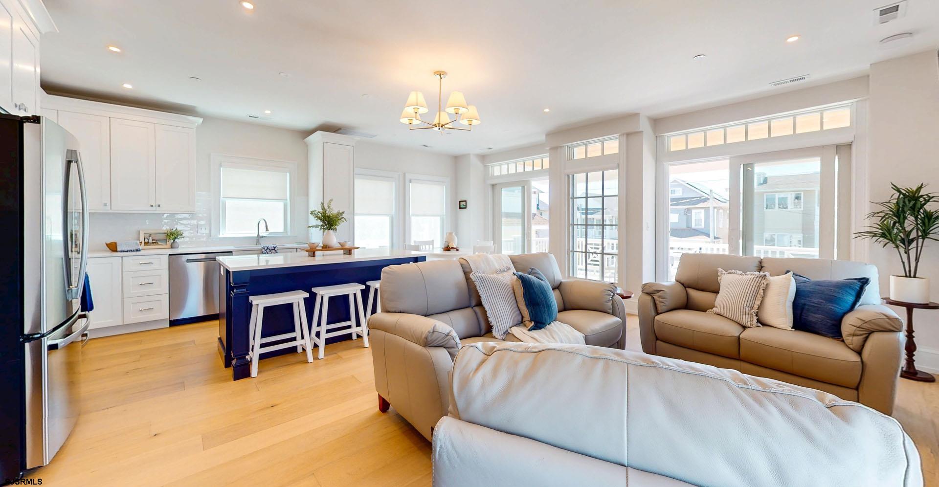 Ocean City, New Jersey 08226, United States, 3 Bedrooms Bedrooms, ,2 BathroomsBathrooms,Residential,Pending,193999