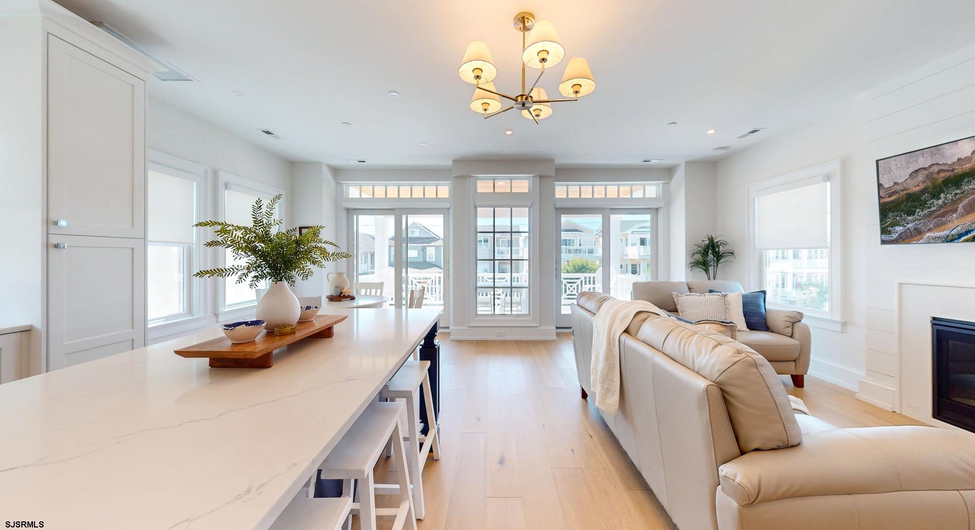 Ocean City, New Jersey 08226, United States, 3 Bedrooms Bedrooms, ,2 BathroomsBathrooms,Residential,Pending,193999