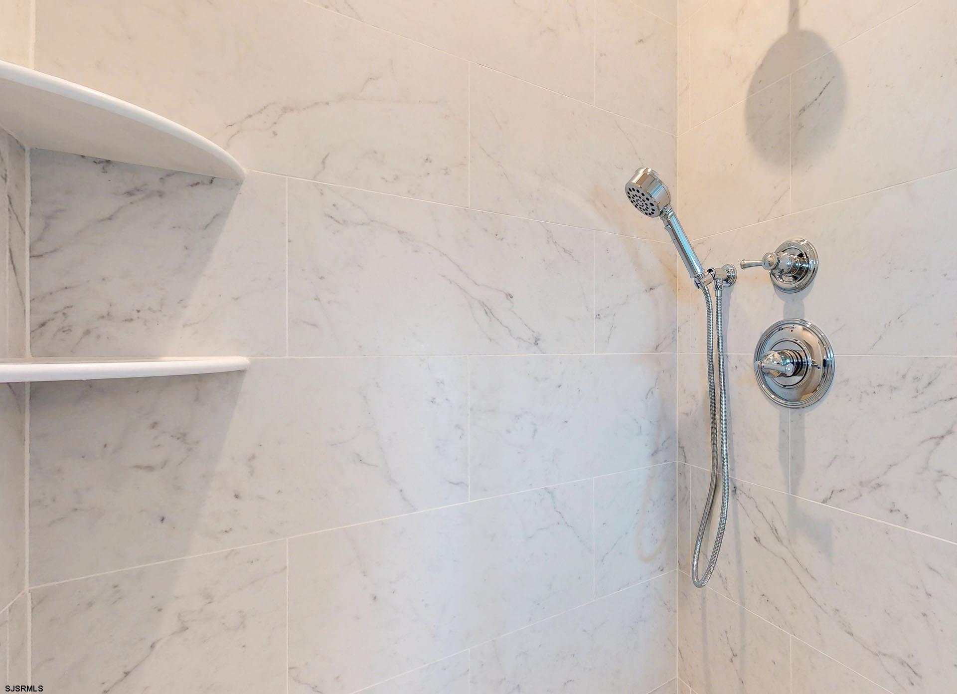 Ocean City, New Jersey 08226, United States, 3 Bedrooms Bedrooms, ,2 BathroomsBathrooms,Residential,Pending,193999