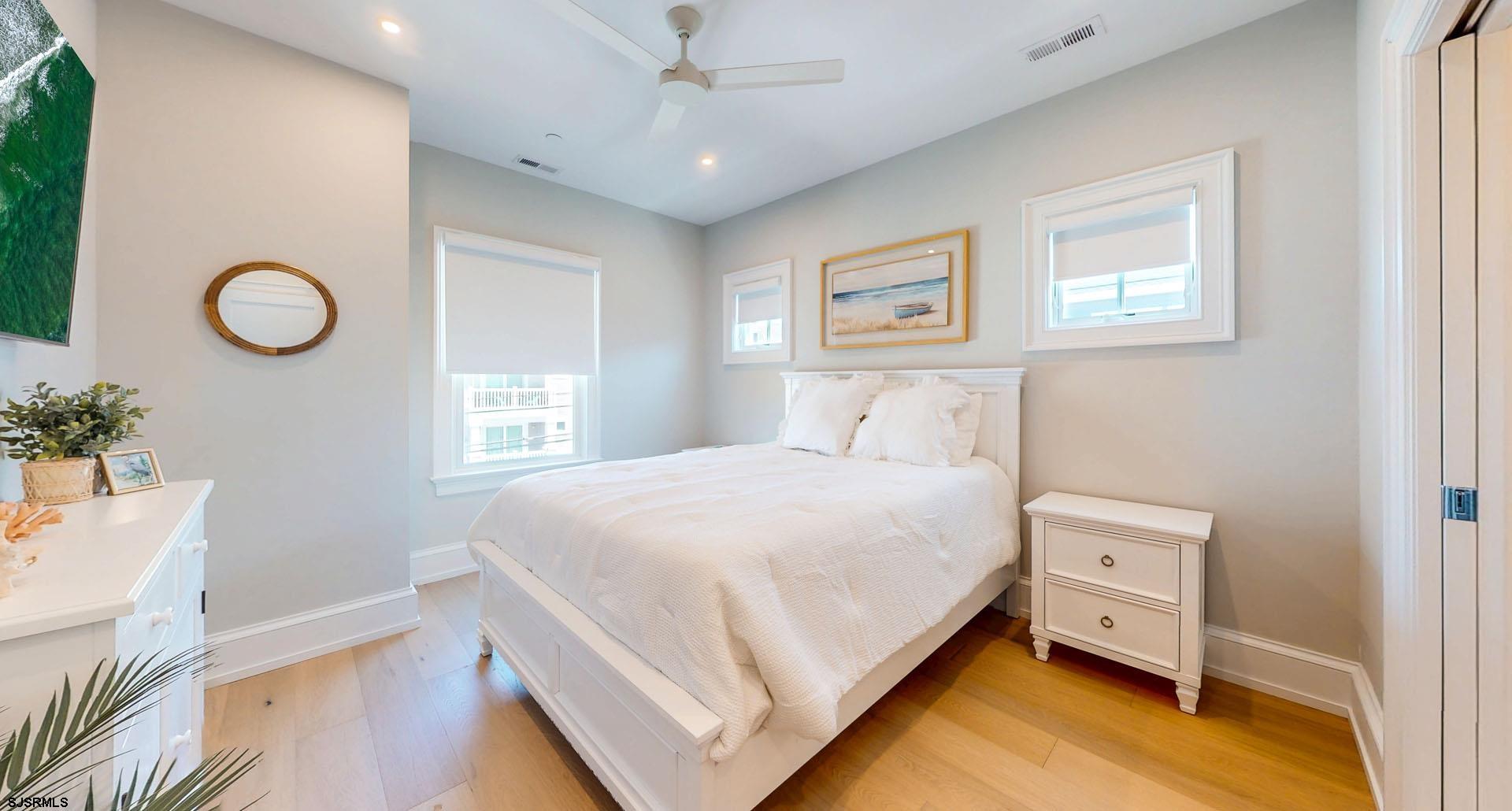 Ocean City, New Jersey 08226, United States, 3 Bedrooms Bedrooms, ,2 BathroomsBathrooms,Residential,Pending,193999