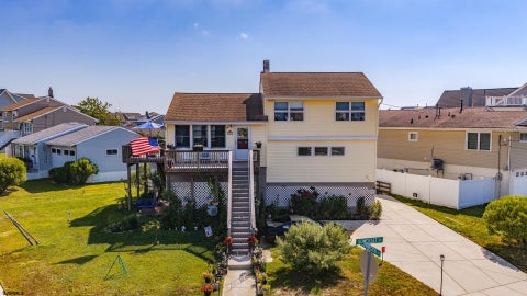 Photo of 205 Somerset Ln, Ocean City, NJ 08226 (MLS # 610763)