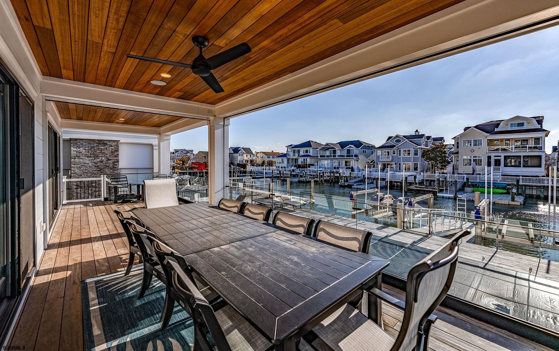 7 Barbados Ln