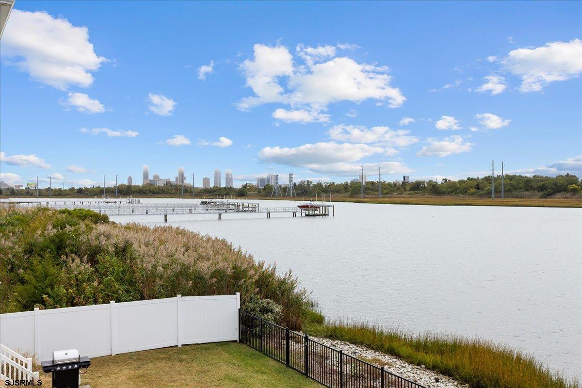 Atlantic City, New Jersey 08401, United States, 4 Bedrooms Bedrooms, ,3 BathroomsBathrooms,Residential,Active,159688