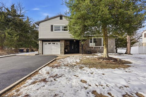 Homes For Sale - 323 Parry Road<br/> Cinnaminson, NJ 08077