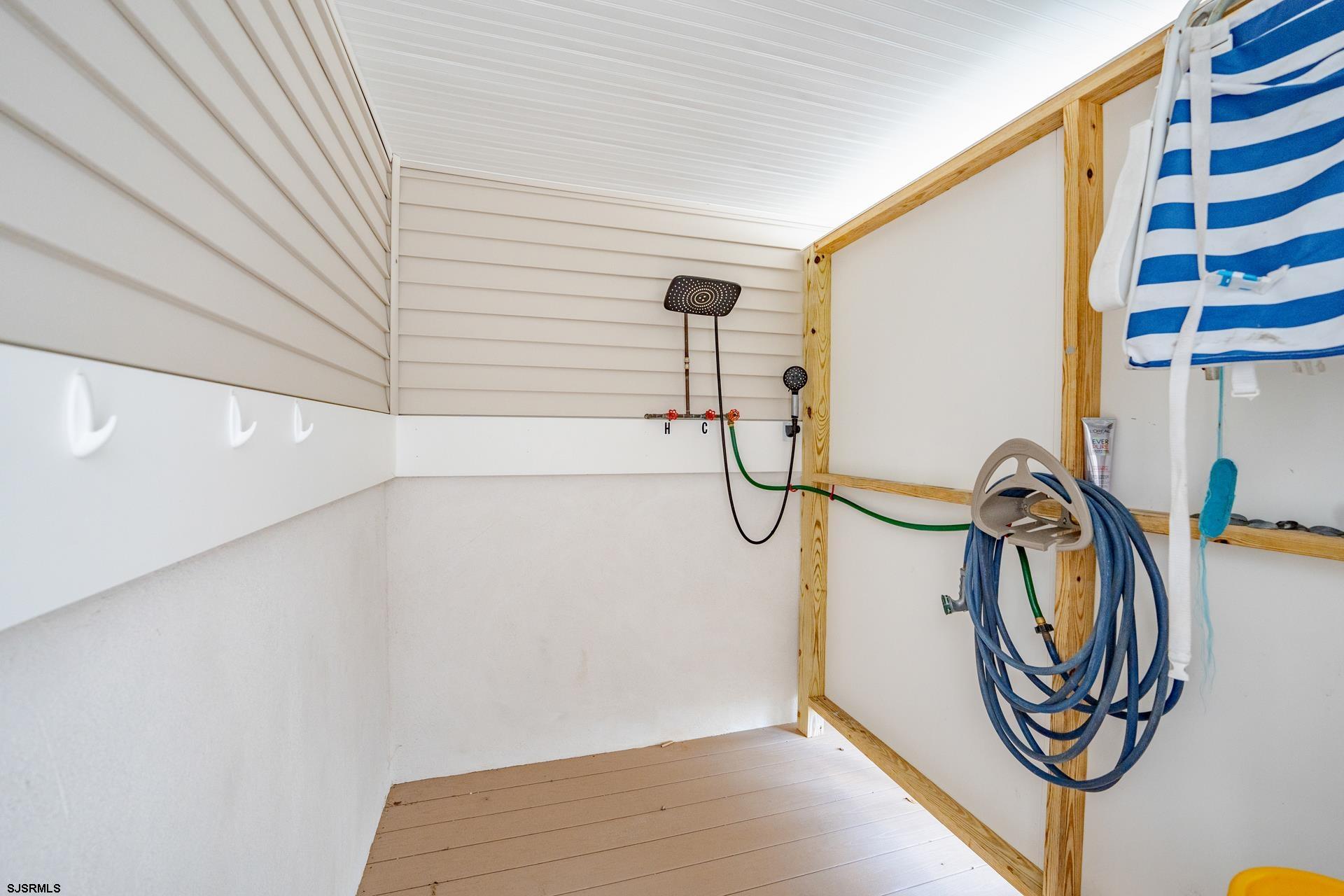 Ocean City, New Jersey 08226, United States, 4 Bedrooms Bedrooms, ,3 BathroomsBathrooms,Residential,Active,239978