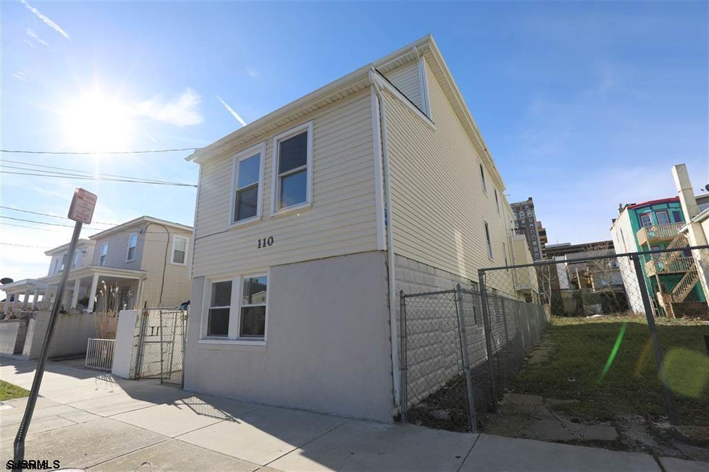 Atlantic City, New Jersey 08401, United States, 9 Bedrooms Bedrooms, ,3 BathroomsBathrooms,Residential,Active,134748