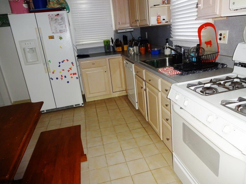 Margate, New Jersey 08402, United States, 3 Bedrooms Bedrooms, ,3 BathroomsBathrooms,Residential,Active,85934