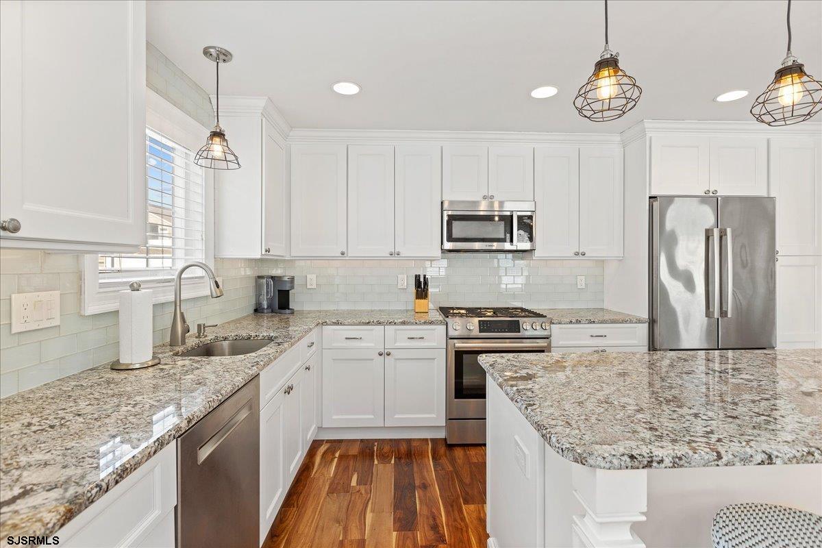 Margate, New Jersey 08402, United States, 4 Bedrooms Bedrooms, ,3 BathroomsBathrooms,Residential,Active,223712