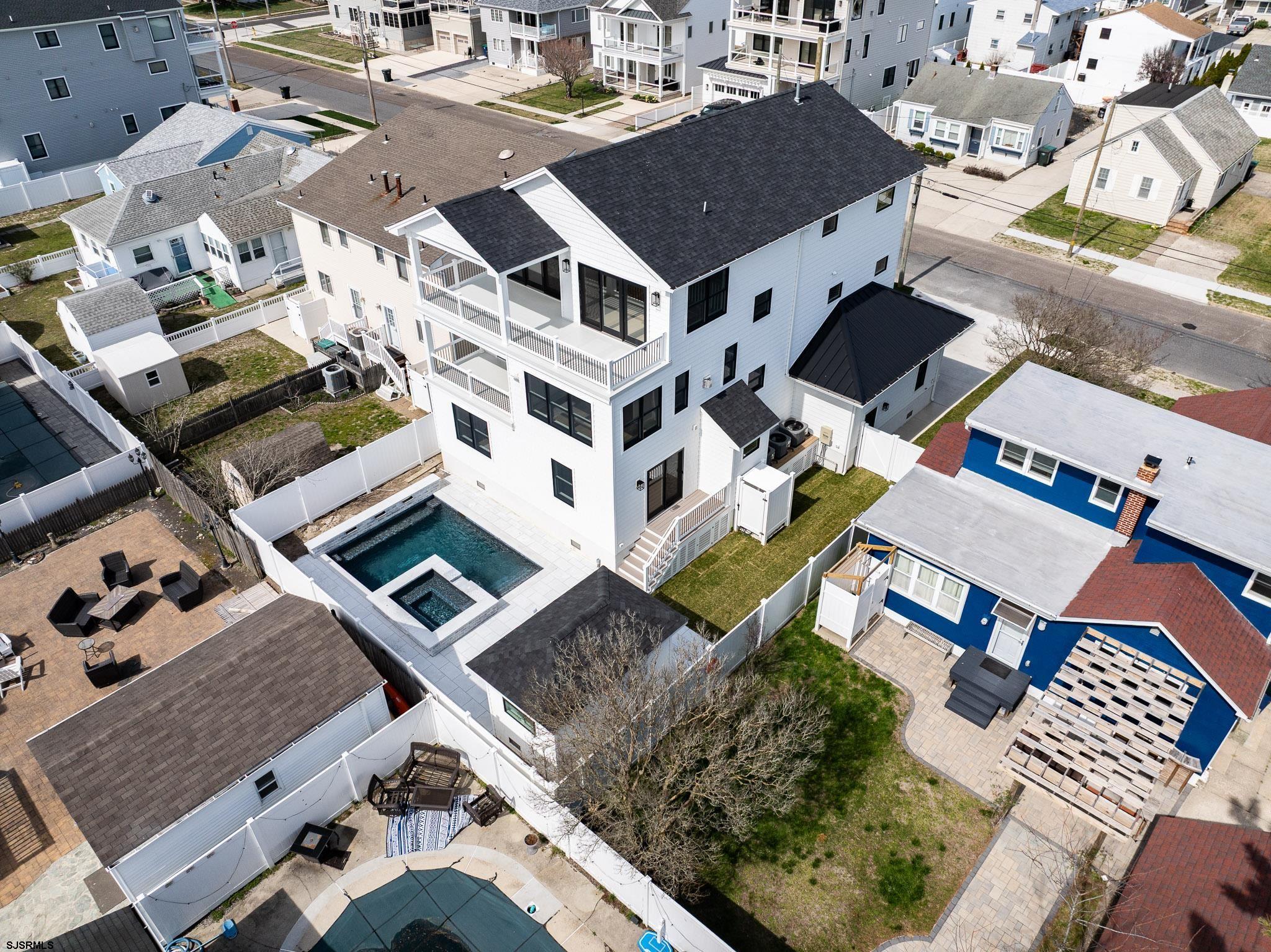 230 7th St S, Brigantine, NJ, 08203, USA, 5 Bedrooms Bedrooms, ,5 BathroomsBathrooms,Residential,Pending,230 7th St S,606846