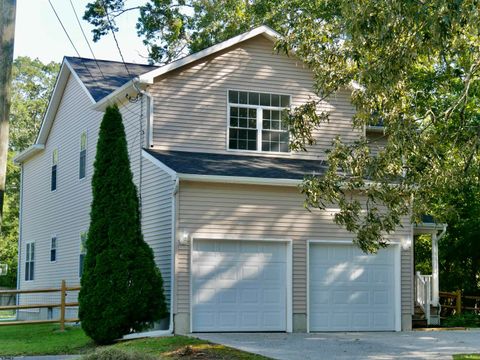 536 S 4th Ave Ave Galloway Township NJ 08205