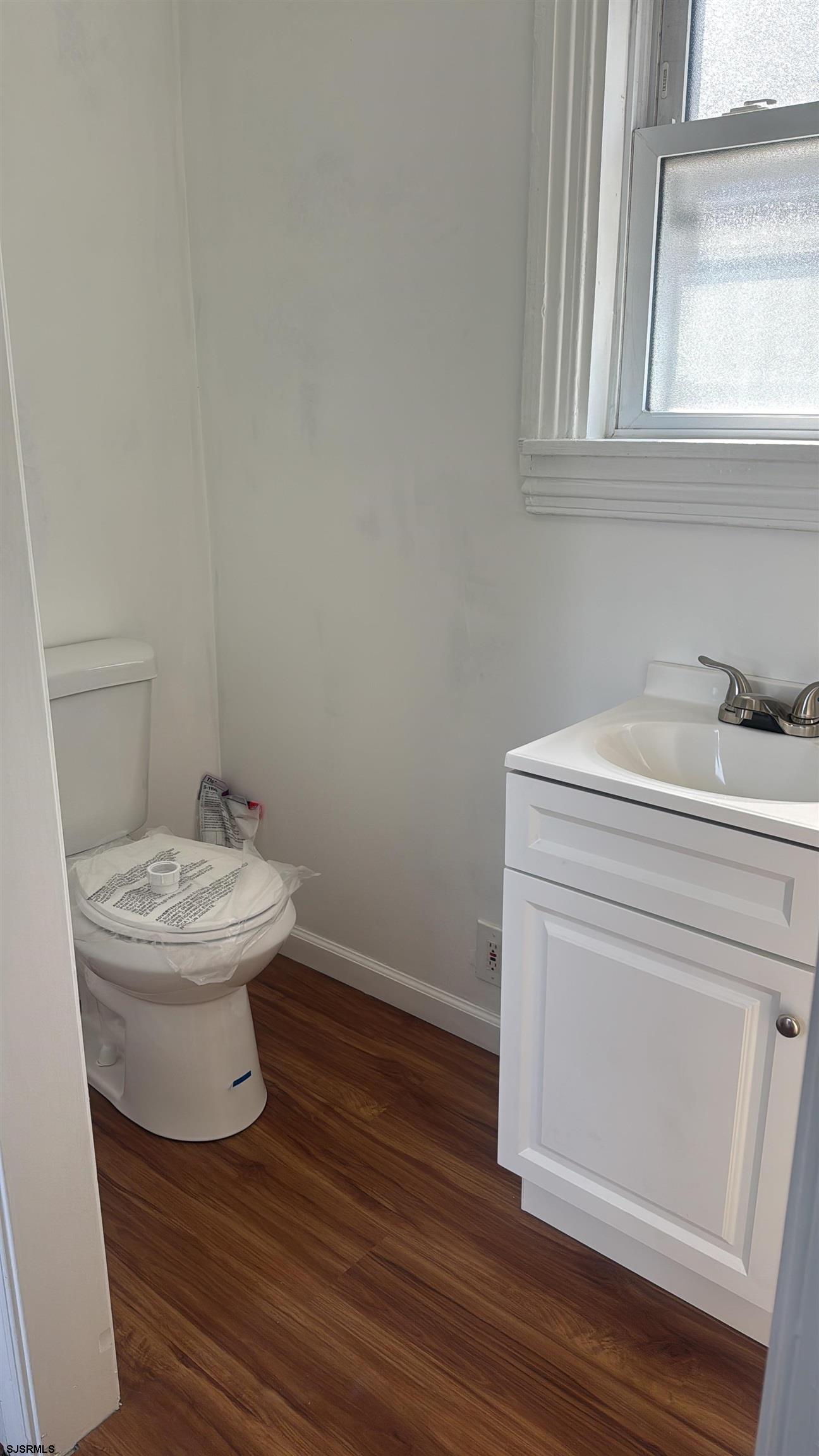 Penns Grove Borough, New Jersey 08069, United States, 3 Bedrooms Bedrooms, ,2 BathroomsBathrooms,Residential,Active,157383