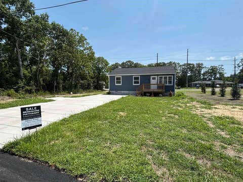 Photo of 100 Wisteria Street, Egg Harbor Township, NJ 08234 (MLS # 609032)